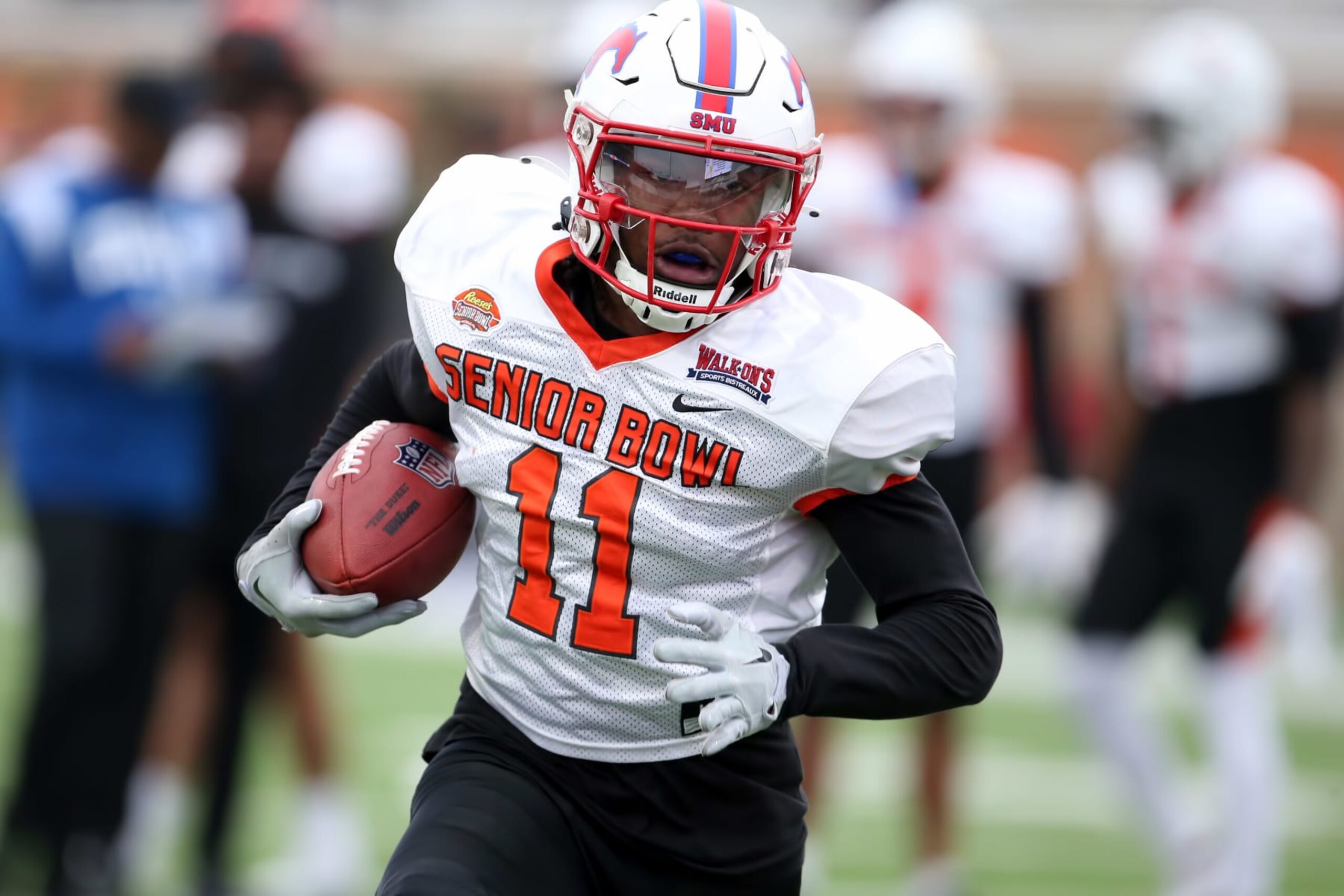 MOBILE, AL - FEBRUARY 02: American wide receiver Rashee Rice of SMU (11) during the Reese's Senior Bowl team practice session on February 2, 2023 at Hancock Whitney Stadium in Mobile, Alabama.  (Photo by Michael Wade/Icon Sportswire via Getty Images)