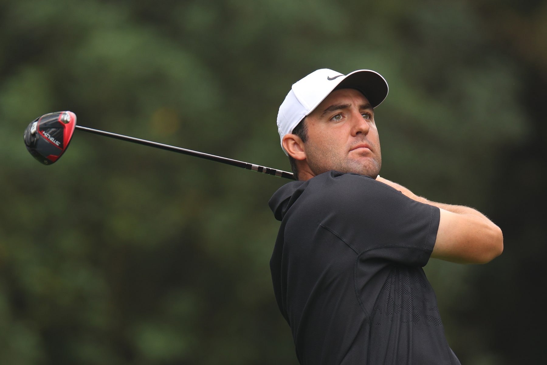 AUGUSTA, GEORGIA - APRIL 04: Scottie Scheffler of the United States plays his shot from the 11th tee during a practice round prior to the 2023 Masters Tournament at Augusta National Golf Club on April 04, 2023 in Augusta, Georgia. (Photo by Andrew Redington/Getty Images)