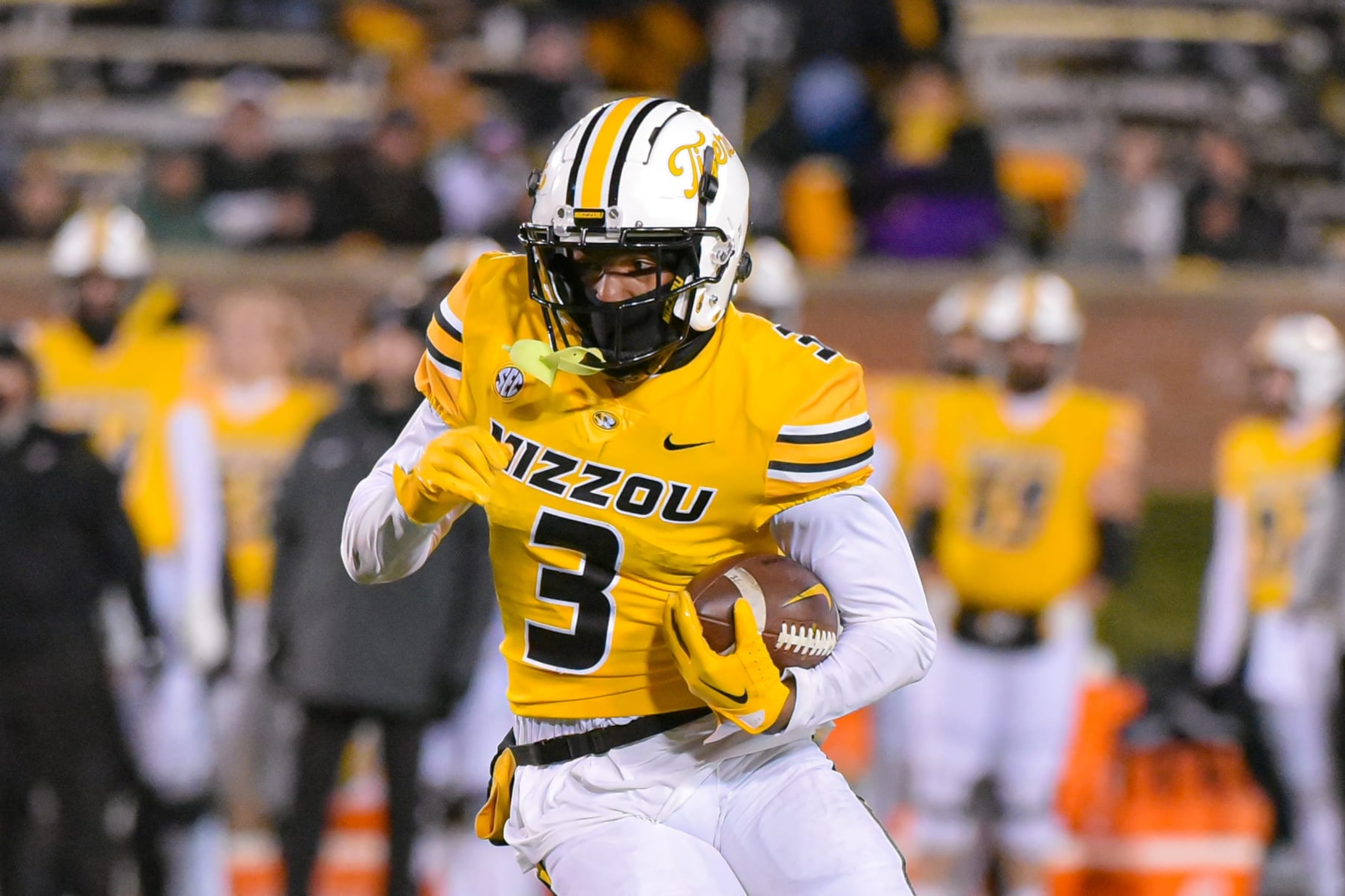 Missouri Tigers wide receiver Luther Burden III