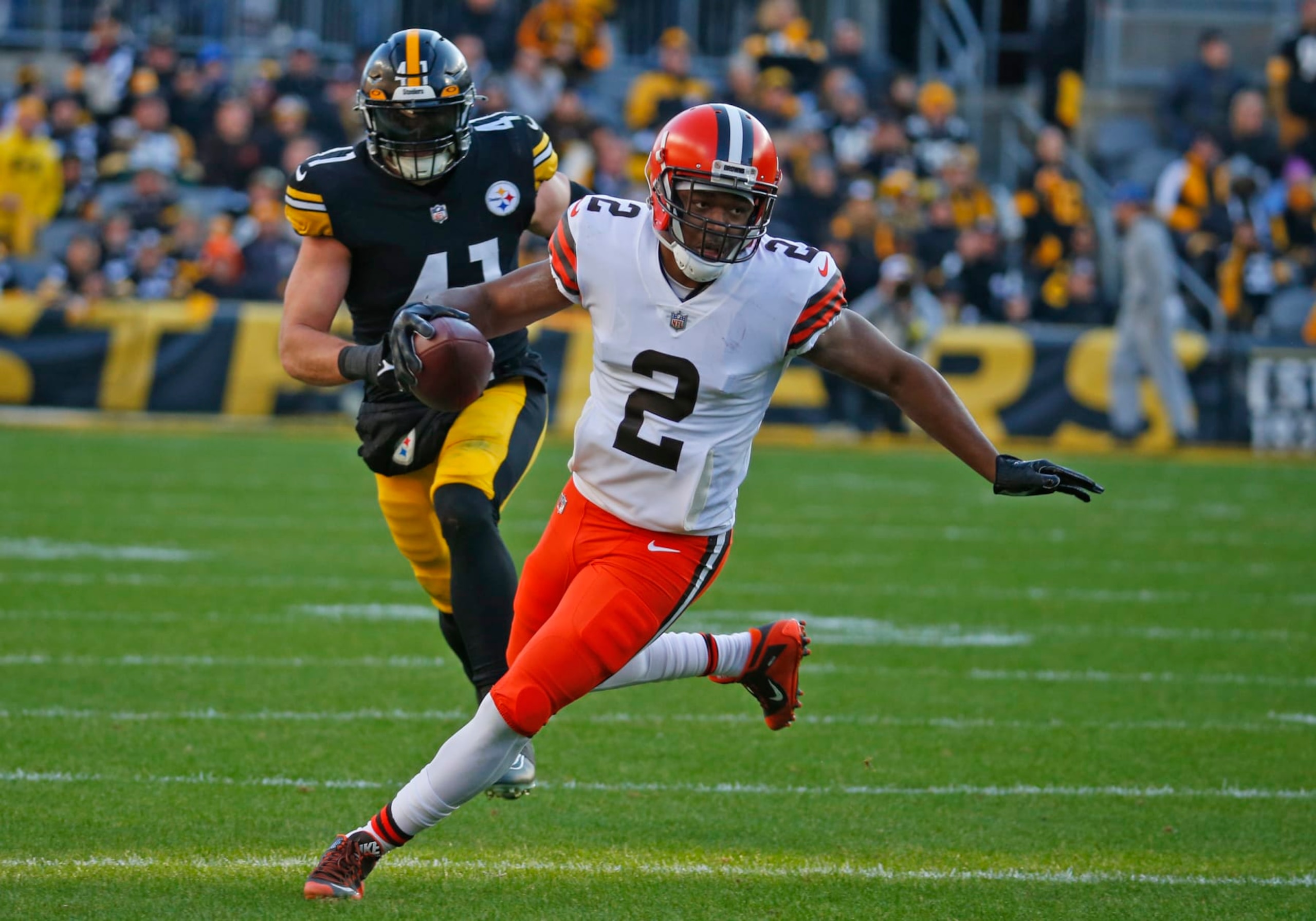 PITTSBURGH, PA - JANUARY 08:  Amari Cooper #2 of the Cleveland Browns in action against the Pittsburgh Steelers on January 8, 2022 at Acrisure Stadium in Pittsburgh, Pennsylvania.  (Photo by Justin K. Aller/Getty Images)