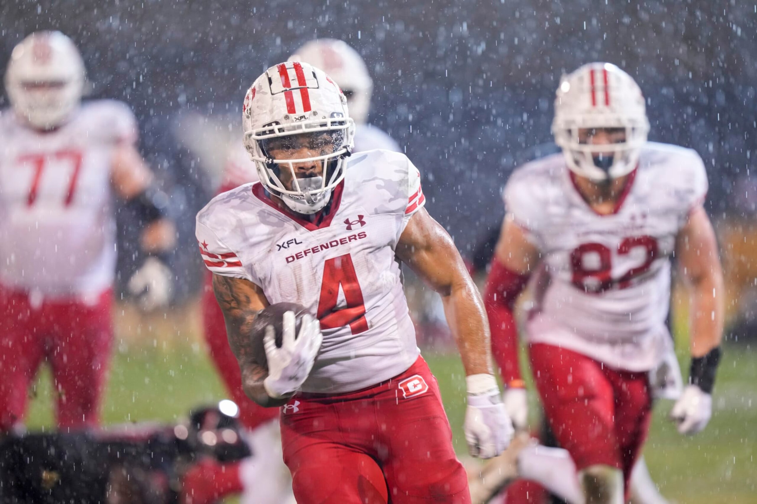 Defenders RB Abram Smith