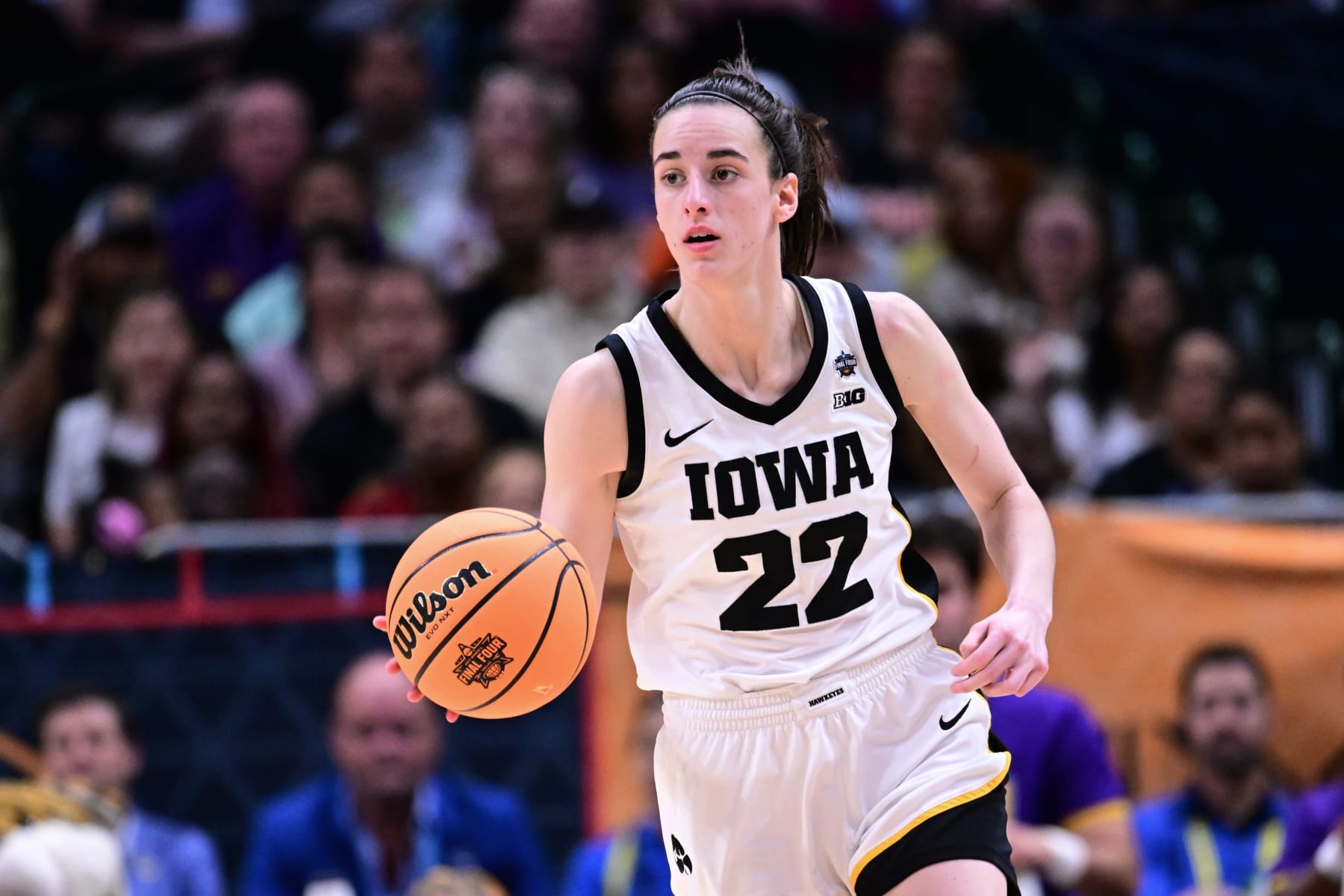 DALLAS, TX - APRIL 02: Caitlin Clark #22 of the Iowa Hawkeyes dribbles the ball against the Louisiana State Tigers during the 2023 NCAA Women's Basketball Tournament National Championship at American Airlines Center on April 2, 2023 in Dallas, Texas. (Photo by Ben Solomon/NCAA Photos via Getty Images)