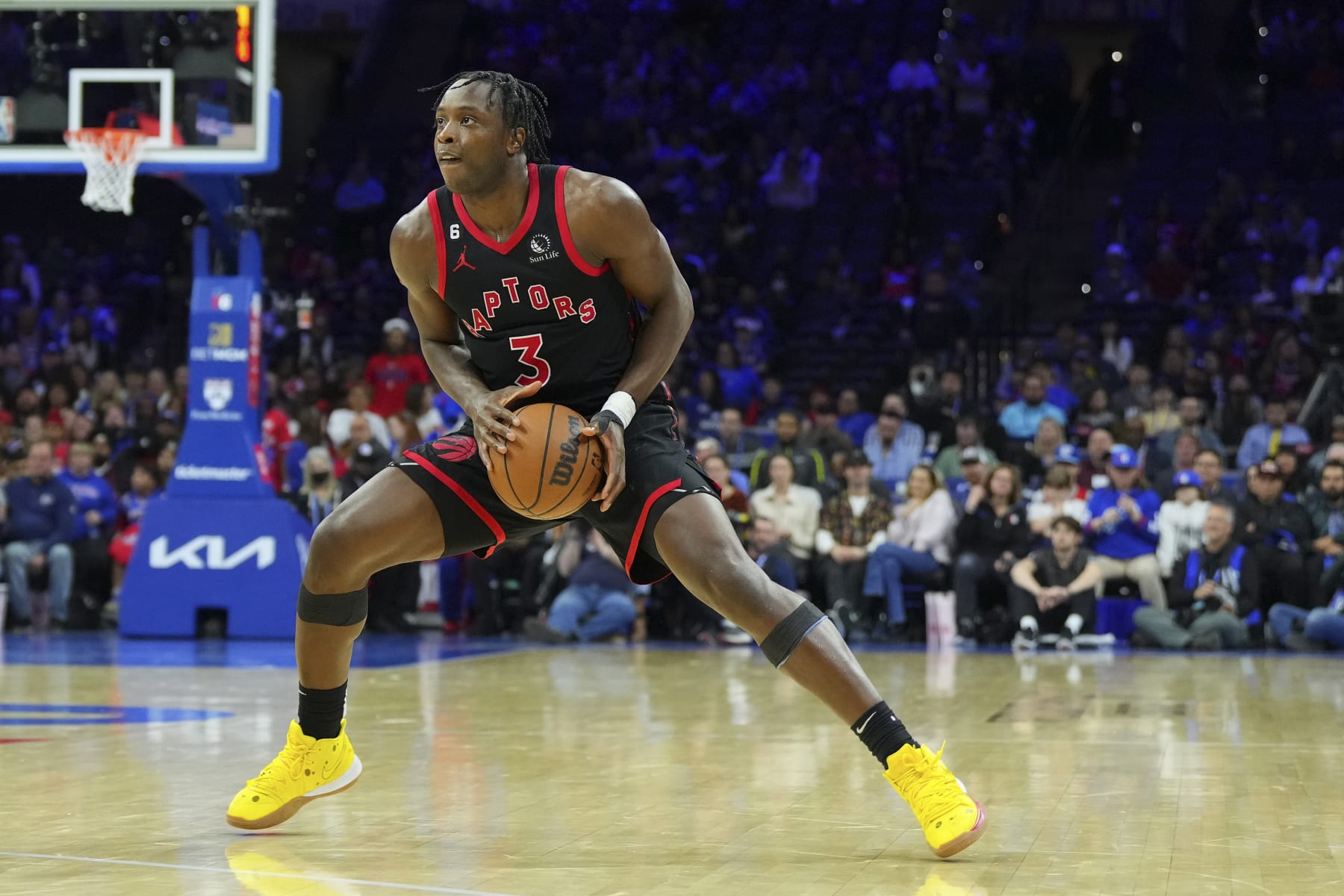 PHILADELPHIA, PA - MARCH 31: O.G. Anunoby #3 of the Toronto Raptors controls the ball against the Philadelphia 76ers at the Wells Fargo Center on March 31, 2023 in Philadelphia, Pennsylvania. The 76ers defeated the Raptors 117-110. NOTE TO USER: User expressly acknowledges and agrees that, by downloading and or using this photograph, User is consenting to the terms and conditions of the Getty Images License Agreement. (Photo by Mitchell Leff/Getty Images)