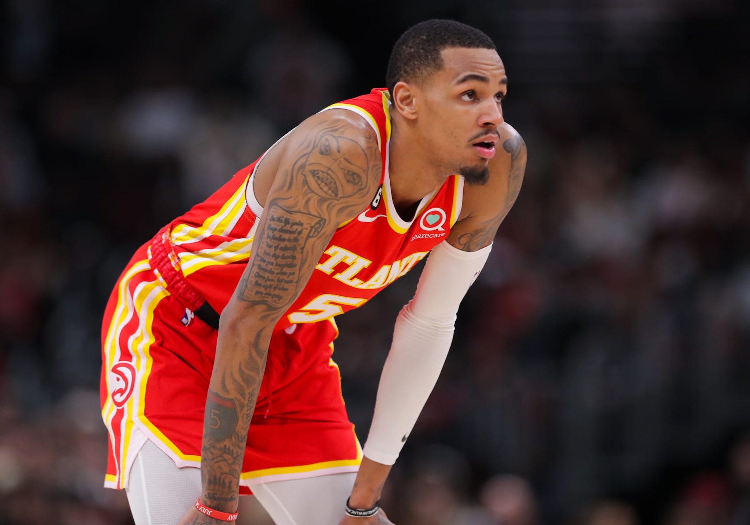 CHICAGO, IL - APRIL 04: Atlanta Hawks guard Dejounte Murray (5) looks on during a NBA game between the Atlanta Hawks and the Chicago Bulls on April 4, 2023 at the United Center in Chicago, IL. (Photo by Melissa Tamez/Icon Sportswire via Getty Images)