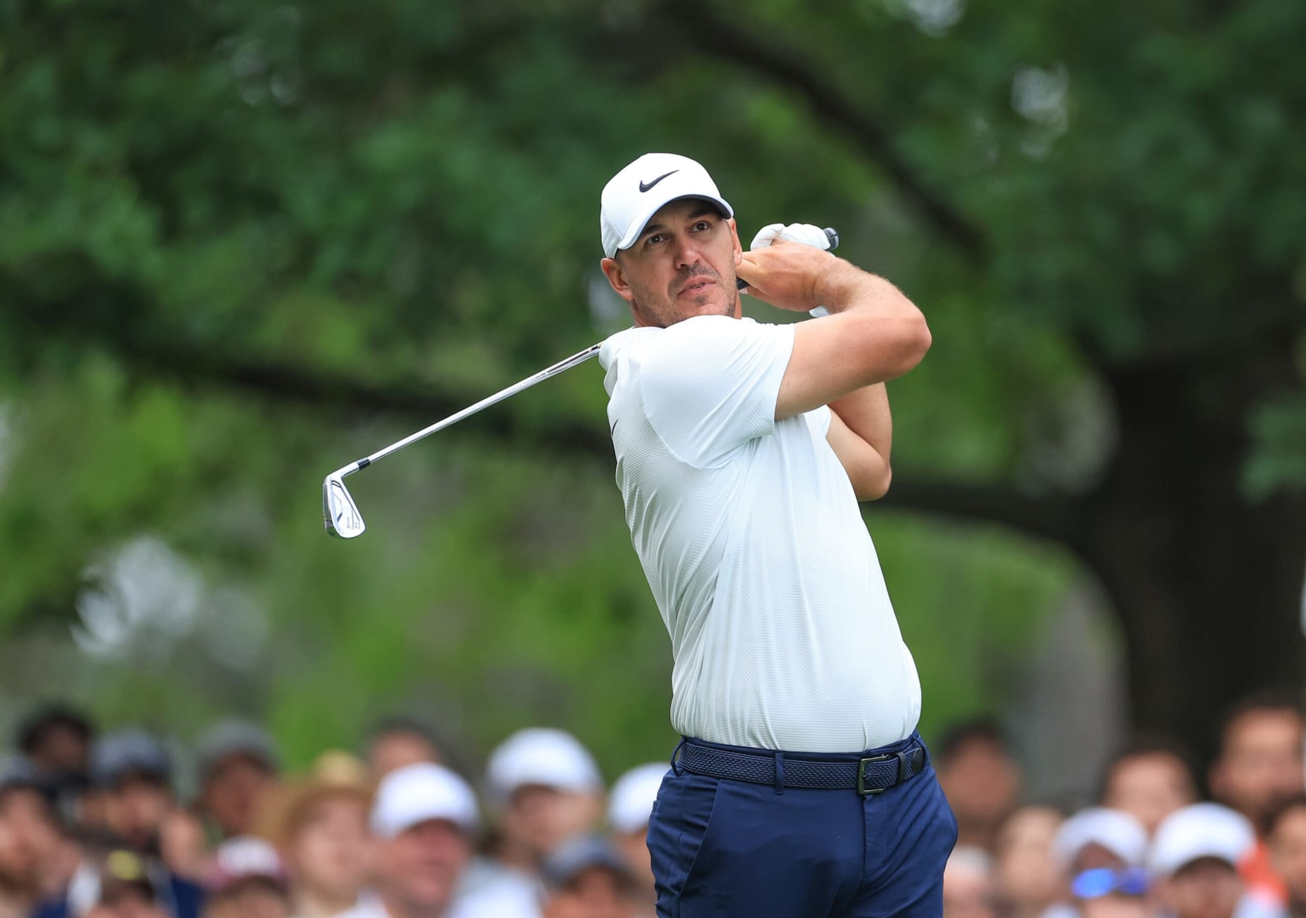 AUGUSTA, GEORGIA - APRIL 07: Brooks Koepka of The United States plays his tee shot on the fourth hole during the second round of the 2023 Masters Tournament at Augusta National Golf Club on April 07, 2023 in Augusta, Georgia. (Photo by David Cannon/Getty Images)