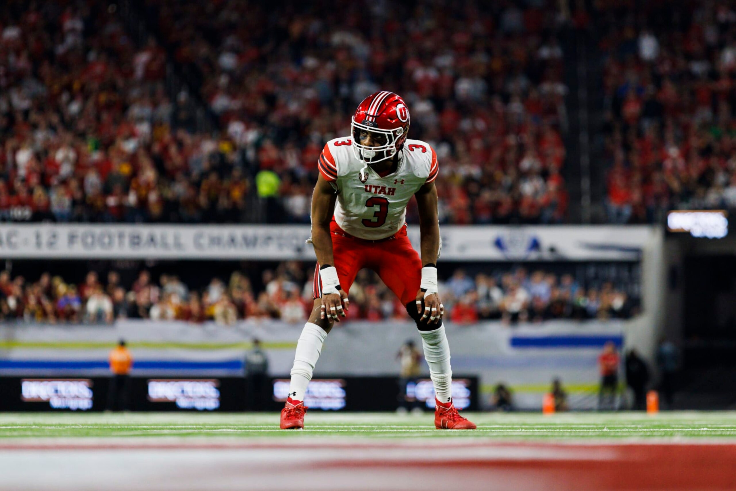 LAS VEGAS, NV - DECEMBER 02: Utah Utes linebacker Mohamoud Diabate (3) defends during the Pac-12 Championship football game between Utah Utes and USC Trojans on December 2, 2022 at Allegiant Stadium in Las Vegas, NV. (Photo by Ric Tapia/Icon Sportswire via Getty Images)