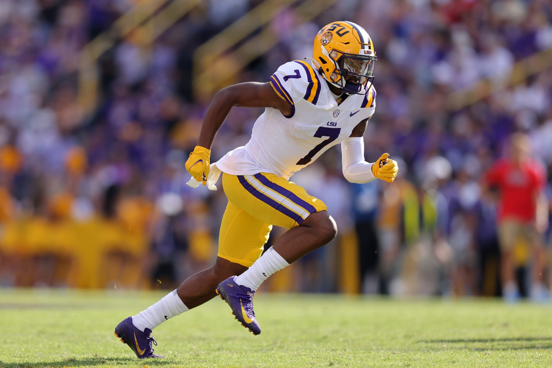 BATON ROUGE, LOUISIANA - OCTOBER 22: Kayshon Boutte #7 of the LSU Tigers runs a route against the Mississippi Rebels during a game at Tiger Stadium on October 22, 2022 in Baton Rouge, Louisiana. (Photo by Jonathan Bachman/Getty Images)