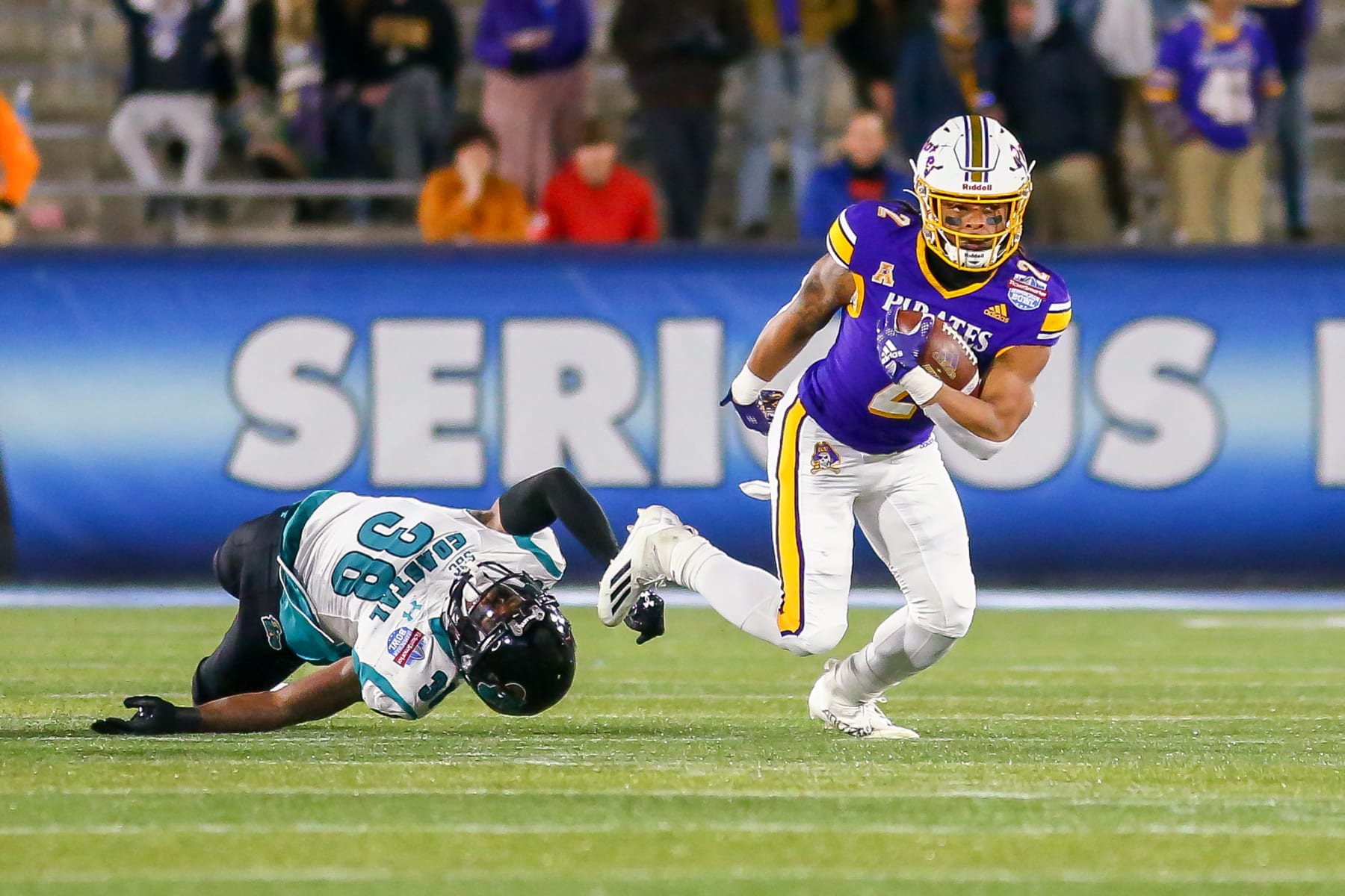 BIRMINGHAM, AL - DECEMBER 27: East Carolina Pirates running back Keaton Mitchell (2) runs during the TicketSmarter Birmingham Bowl between the East Carolina Pirates and the Coastal Carolina Chanticleers at Protective Stadium in Birmingham, AL on December 27, 2022. (Photo by Chris McDill/Icon Sportswire via Getty Images)