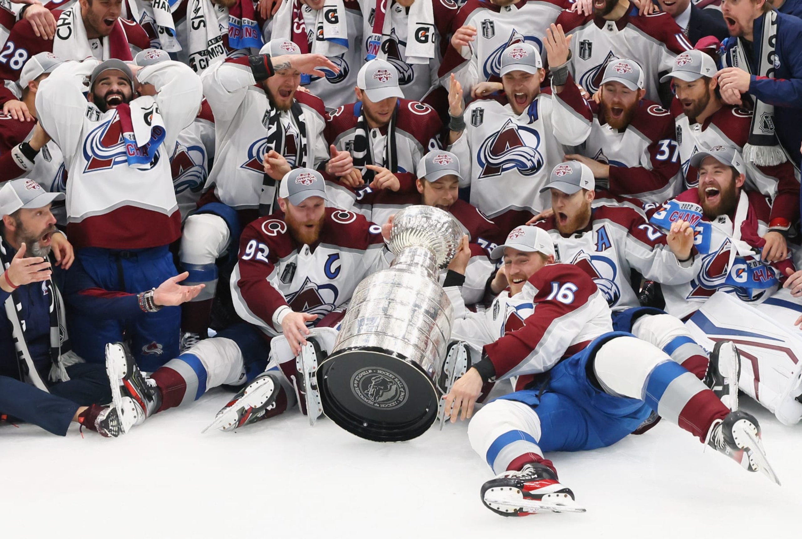 TAMPA, FLORIDA - JUNE 26: The Colorado Avalanche ding the Stanley Cup after their victory over the Tampa Bay Lightning in Game Six of the 2022 NHL Stanley Cup Final at Amalie Arena on June 26, 2022 in Tampa, Florida. (Photo by Bruce Bennett/Getty Images)