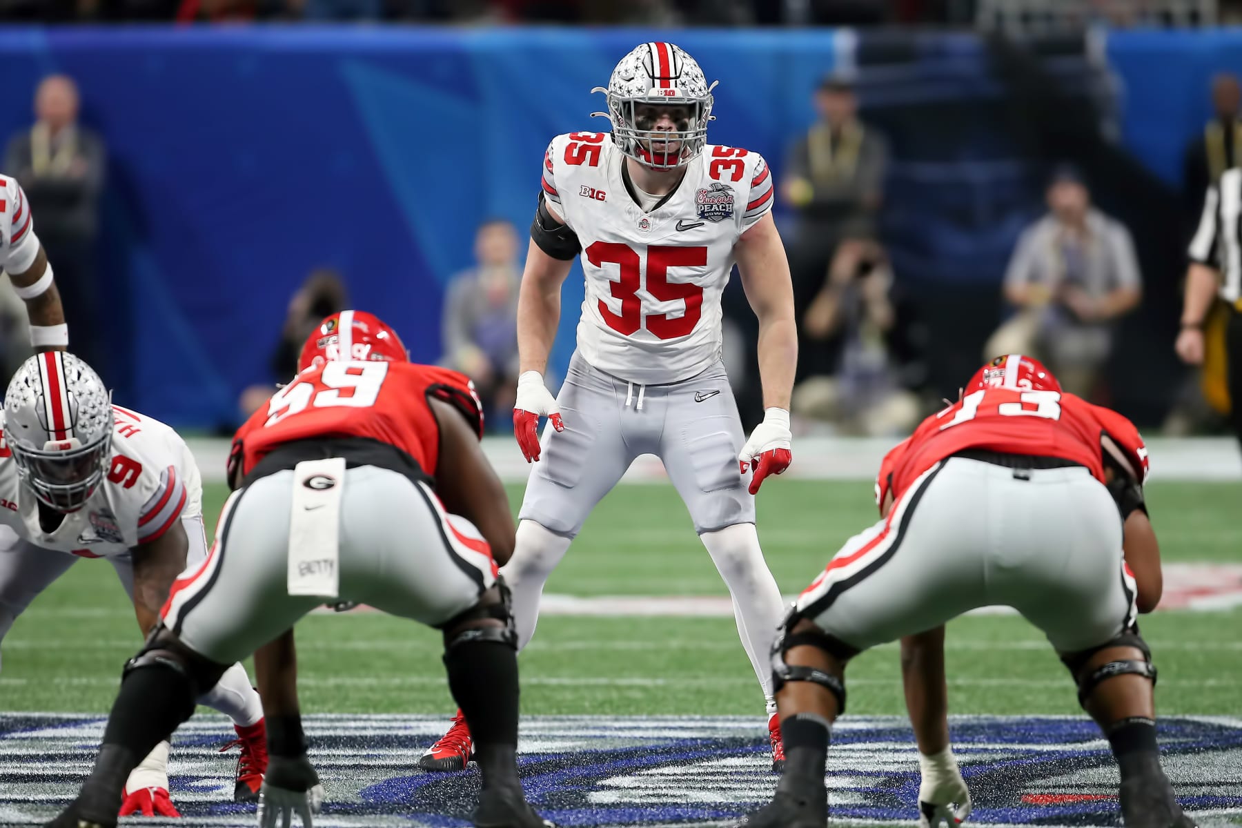 ATLANTA, GA - DECEMBER 31:  Ohio State Buckeyes linebacker Tommy Eichenberg (35) during the college football Playoff Semifinal game at the Chick-fil-a Peach Bowl between the Georgia Bulldogs and the Ohio State Buckeyes on December 31, 2022 at Mercedes-Benz Stadium in Atlanta, Georgia.  (Photo by Michael Wade/Icon Sportswire via Getty Images)