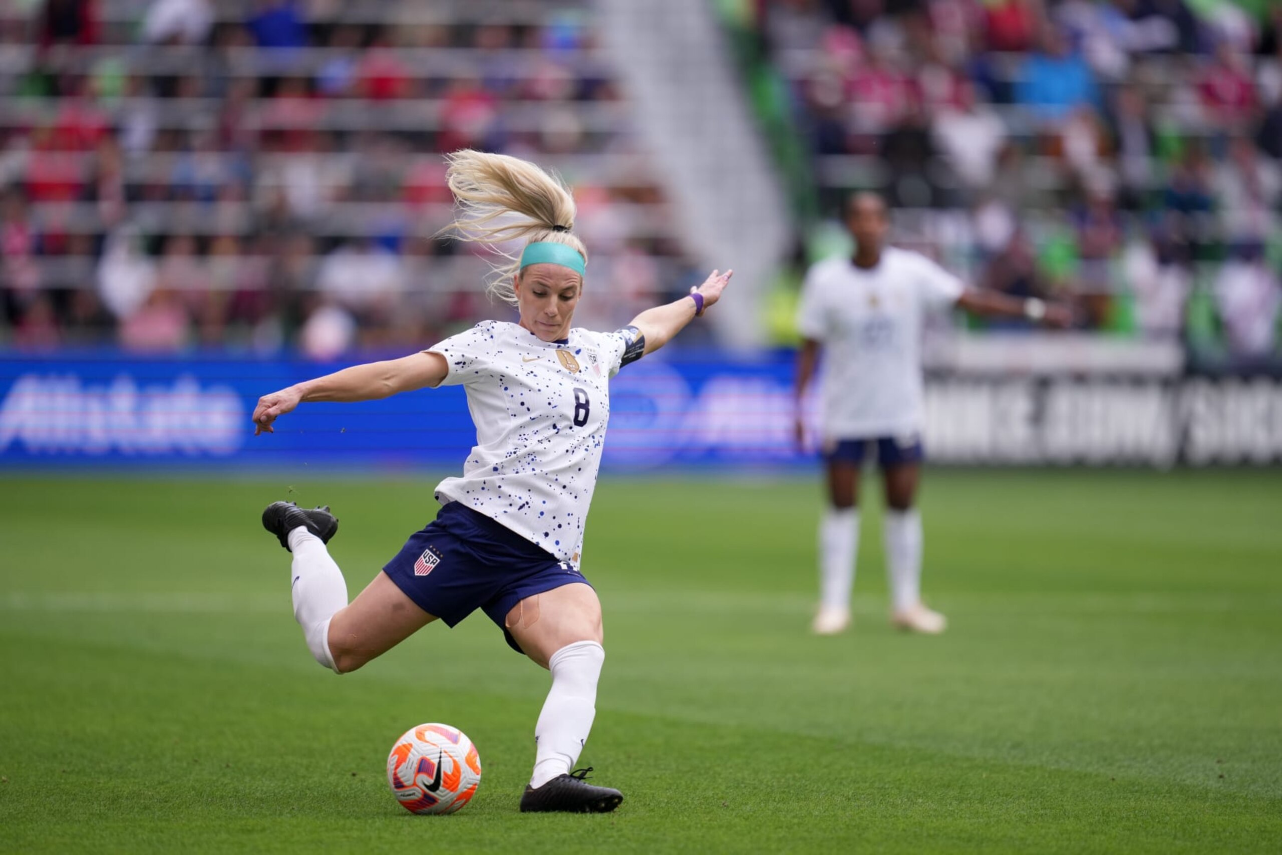 AUSTIN, TX - APRIL 8: Julie Ertz #8 of the United States crosses a ball during a game between Ireland and USWNT at Q2 Stadium on April 8, 2023 in Austin, Texas. (Photo by Robin Alam/ISI Photos/Getty Images)