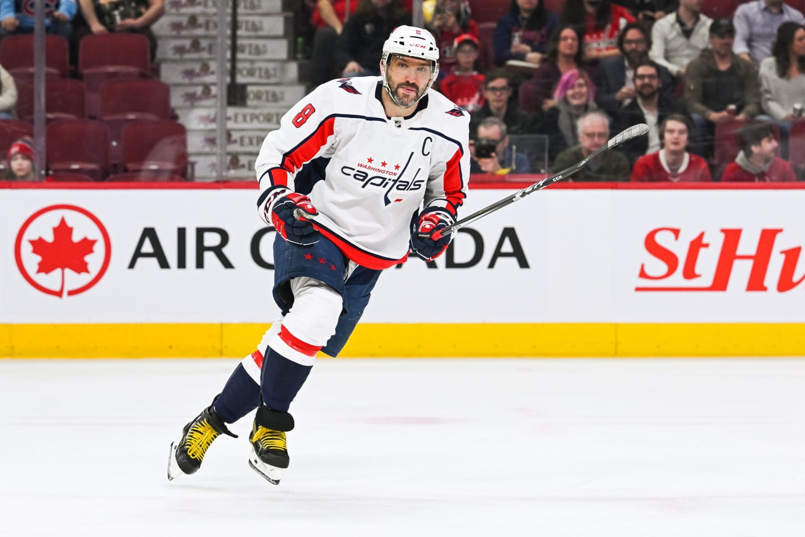 MONTREAL, QC - APRIL 06: Washington Capitals left wing Alex Ovechkin (8) tracks the play during the Washington Capitals versus the Montreal Canadiens game on April 06, 2023, at Bell Centre in Montreal, QC (Photo by David Kirouac/Icon Sportswire via Getty Images) MONTREAL, QC - APRIL 06: Washington Capitals left wing Alex Ovechkin (8) tracks the play during the Washington Capitals versus the Montreal Canadiens game on April 06, 2023, at Bell Centre in Montreal, QC (Photo by David Kirouac/Icon Sportswire via Getty Images)