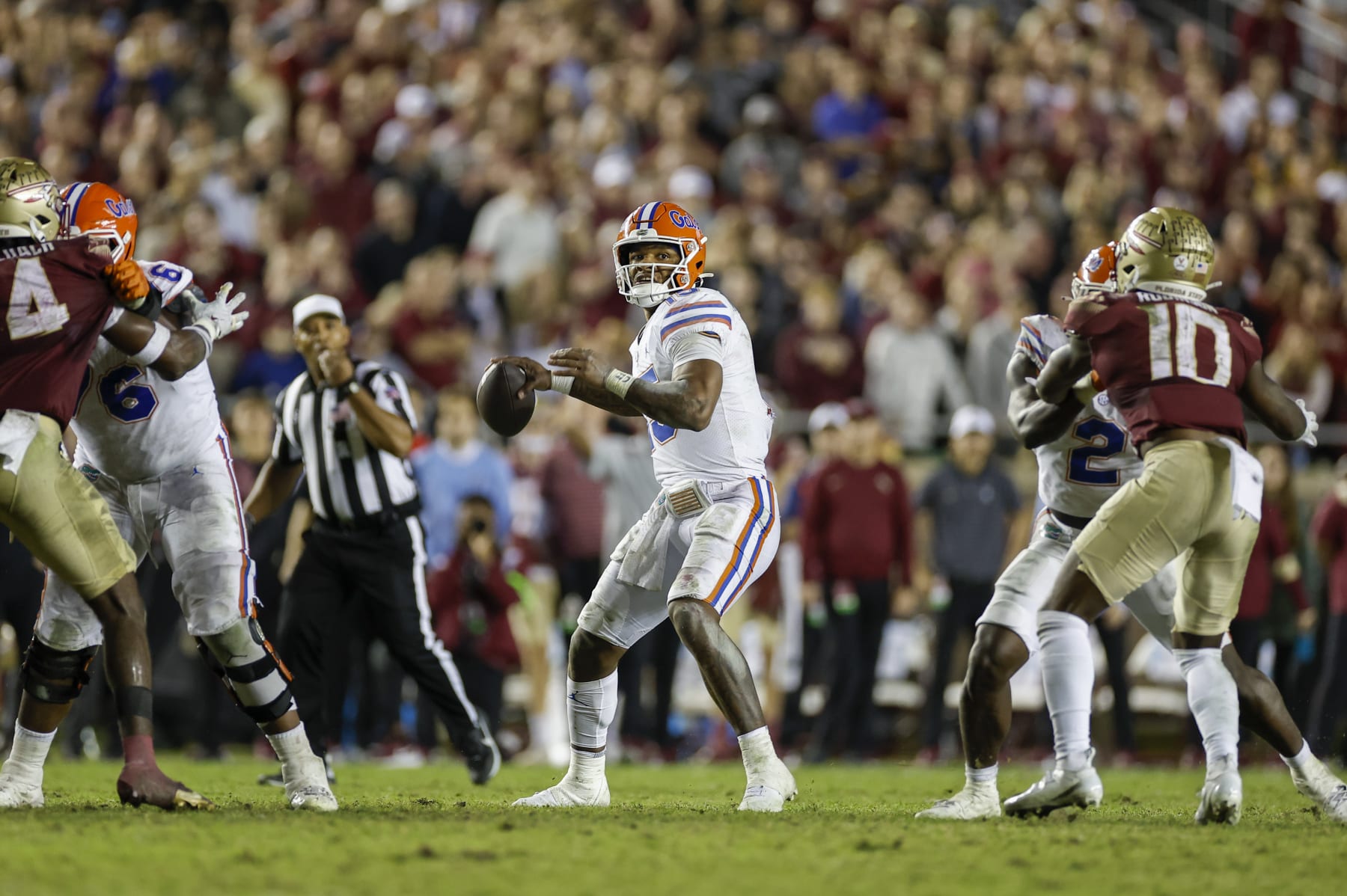TALLAHASSEE, FL - NOVEMBER 25: Florida Gators quarterback Anthony Richardson (15) throws a pass during the game between the Florida Gators and the Florida State Seminoles on November 25, 2022 at Doak Campbell Stadium in Tallahassee, Fl. (Photo by David Rosenblum/Icon Sportswire via Getty Images)