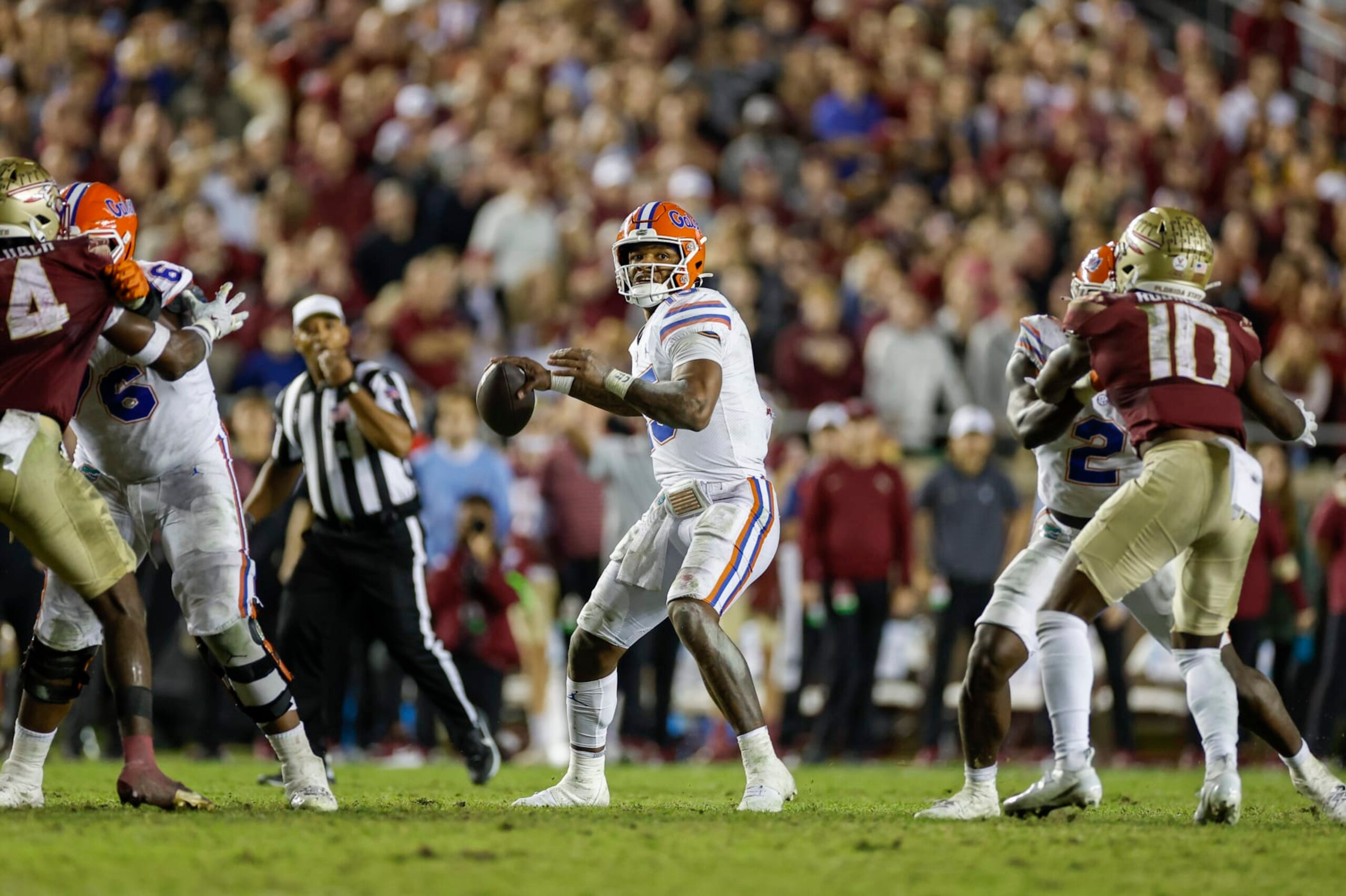TALLAHASSEE, FL - NOVEMBER 25: Florida Gators quarterback Anthony Richardson (15) throws a pass during the game between the Florida Gators and the Florida State Seminoles on November 25, 2022 at Doak Campbell Stadium in Tallahassee, Fl. (Photo by David Rosenblum/Icon Sportswire via Getty Images)