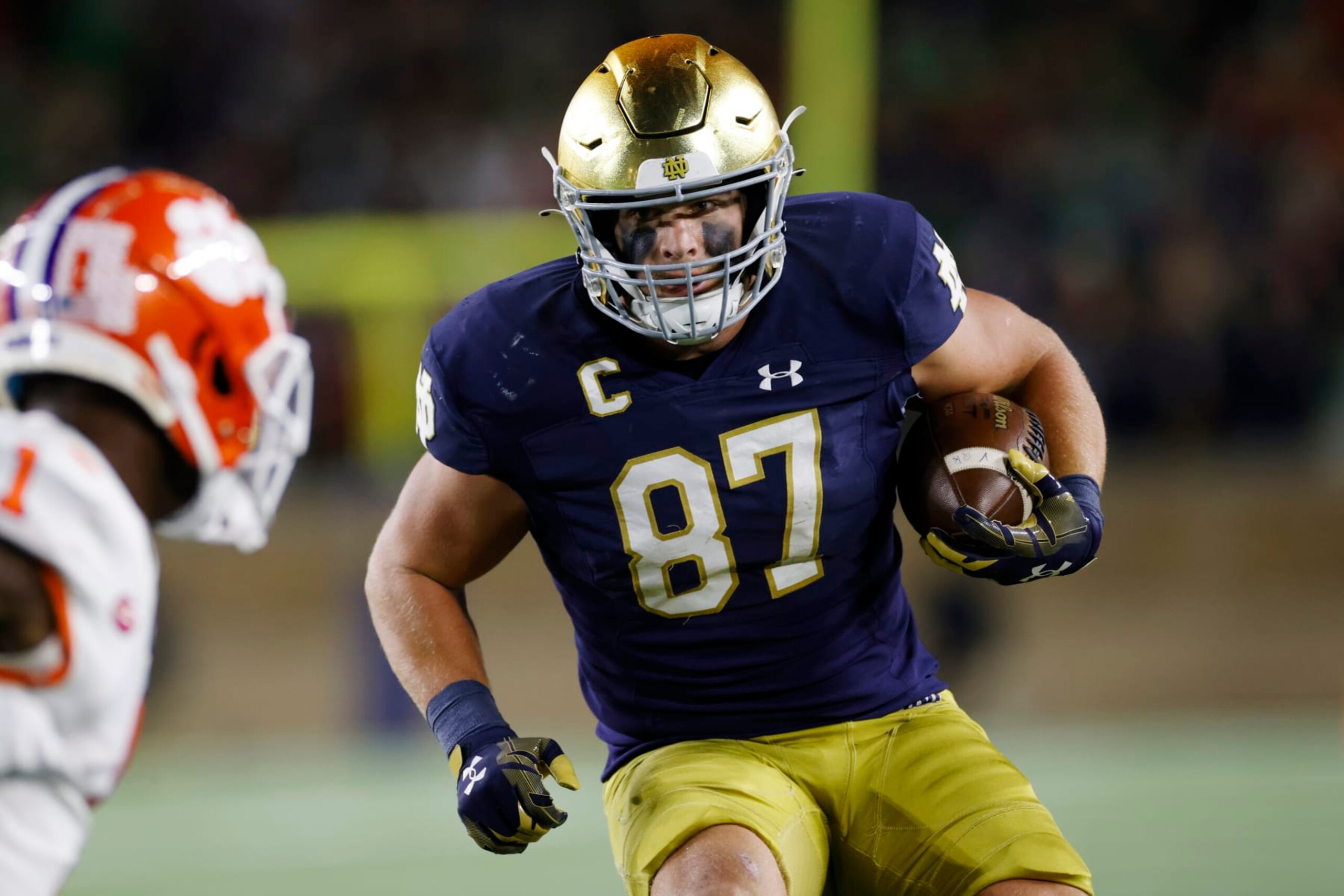 Notre Dame TE Michael Mayer