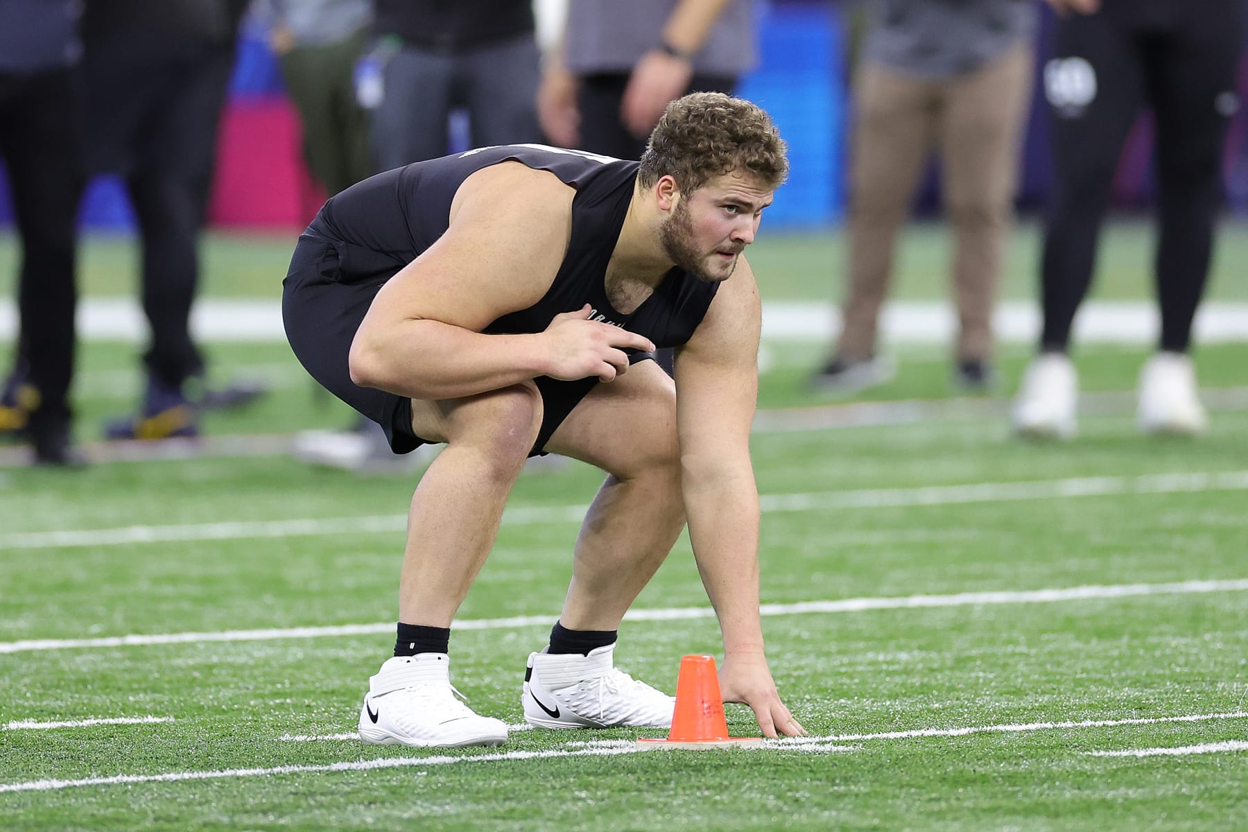 INDIANAPOLIS, INDIANA - MARCH 05: Peter Skoronski of Northwestern participates in a drill during the NFL Combine at Lucas Oil Stadium on March 05, 2023 in Indianapolis, Indiana. (Photo by Stacy Revere/Getty Images)