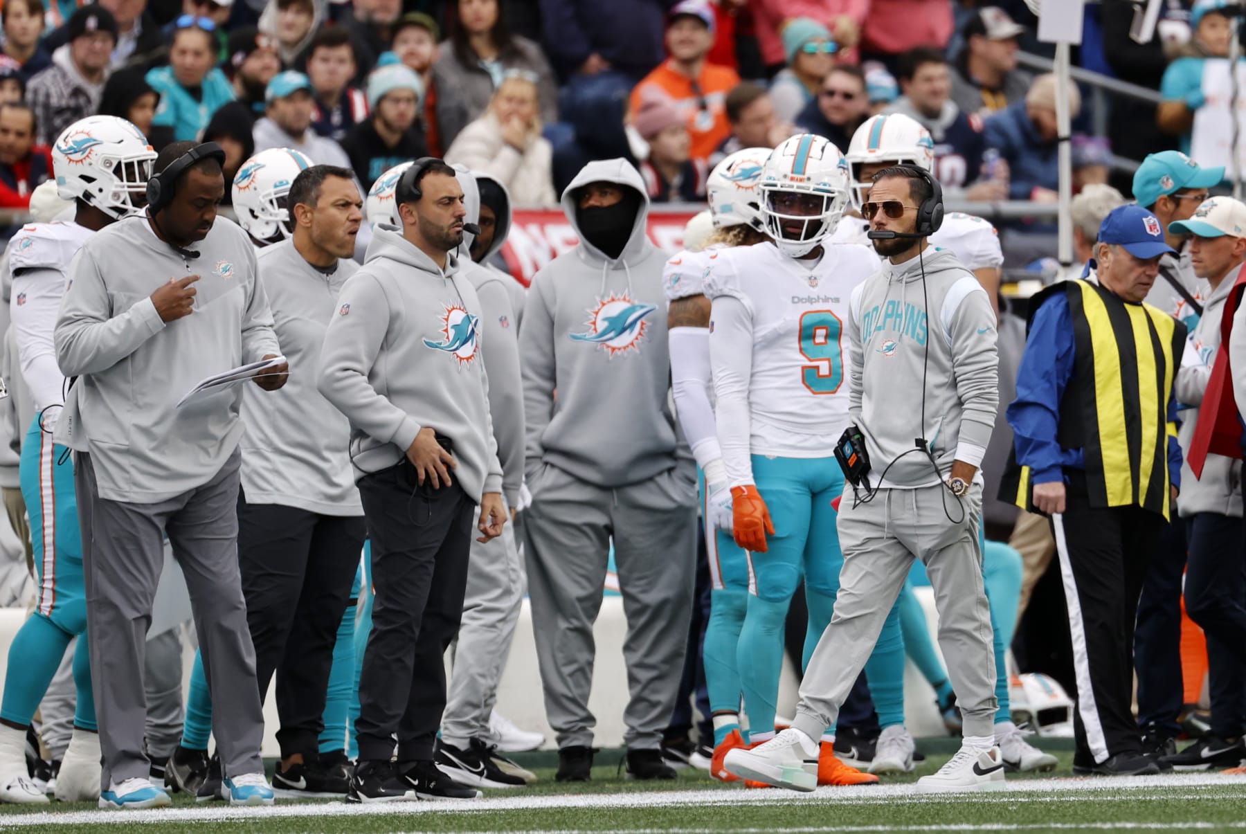 FOXBOROUGH, MA - JANUARY 01: Miami Dolphins head coach Mike McDaniel paces the sidelines during a game between the New England Patriots and the Miami Dolphins on January 1, 2023, at Gillette Stadium in Foxboro, Massachusetts. (Photo by Fred Kfoury III/Icon Sportswire via Getty Images)