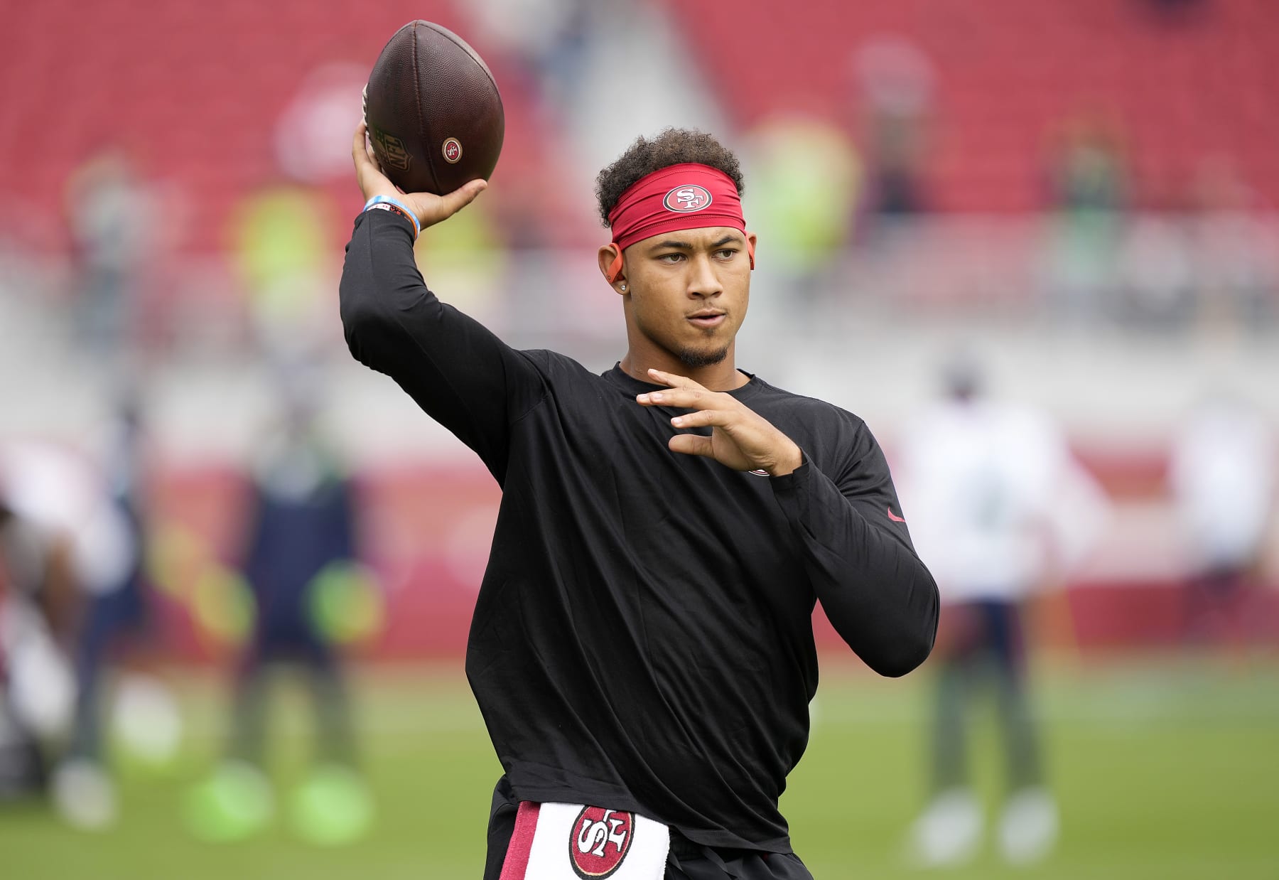 SANTA CLARA, CALIFORNIA - SEPTEMBER 18: Trey Lance #5 of the San Francisco 49ers warms up before the game against the Seattle Seahawks at Levi's Stadium on September 18, 2022 in Santa Clara, California. (Photo by Thearon W. Henderson/Getty Images)