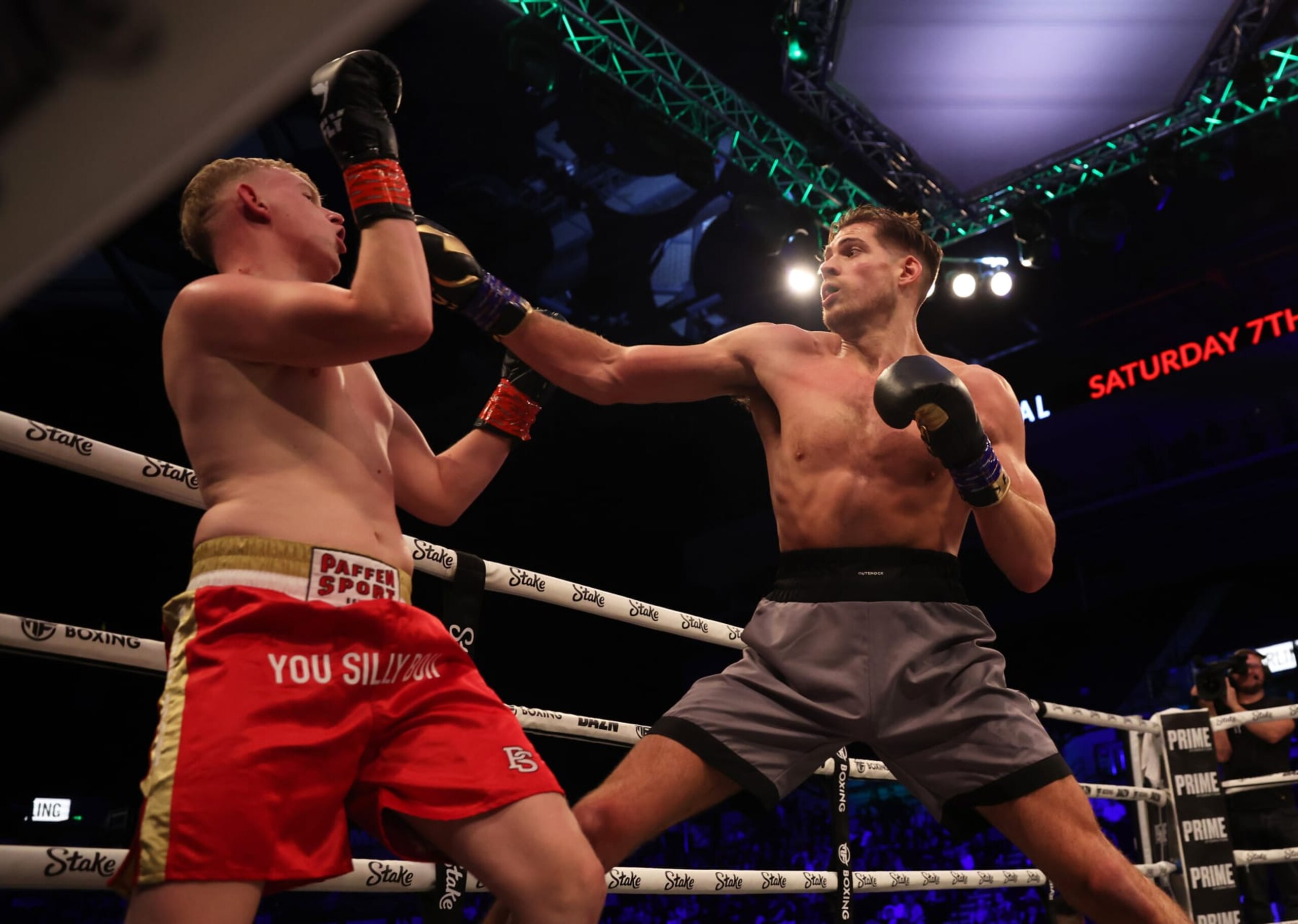"JMX" Joel Morris lands a punch against Ginty in his last fight. 