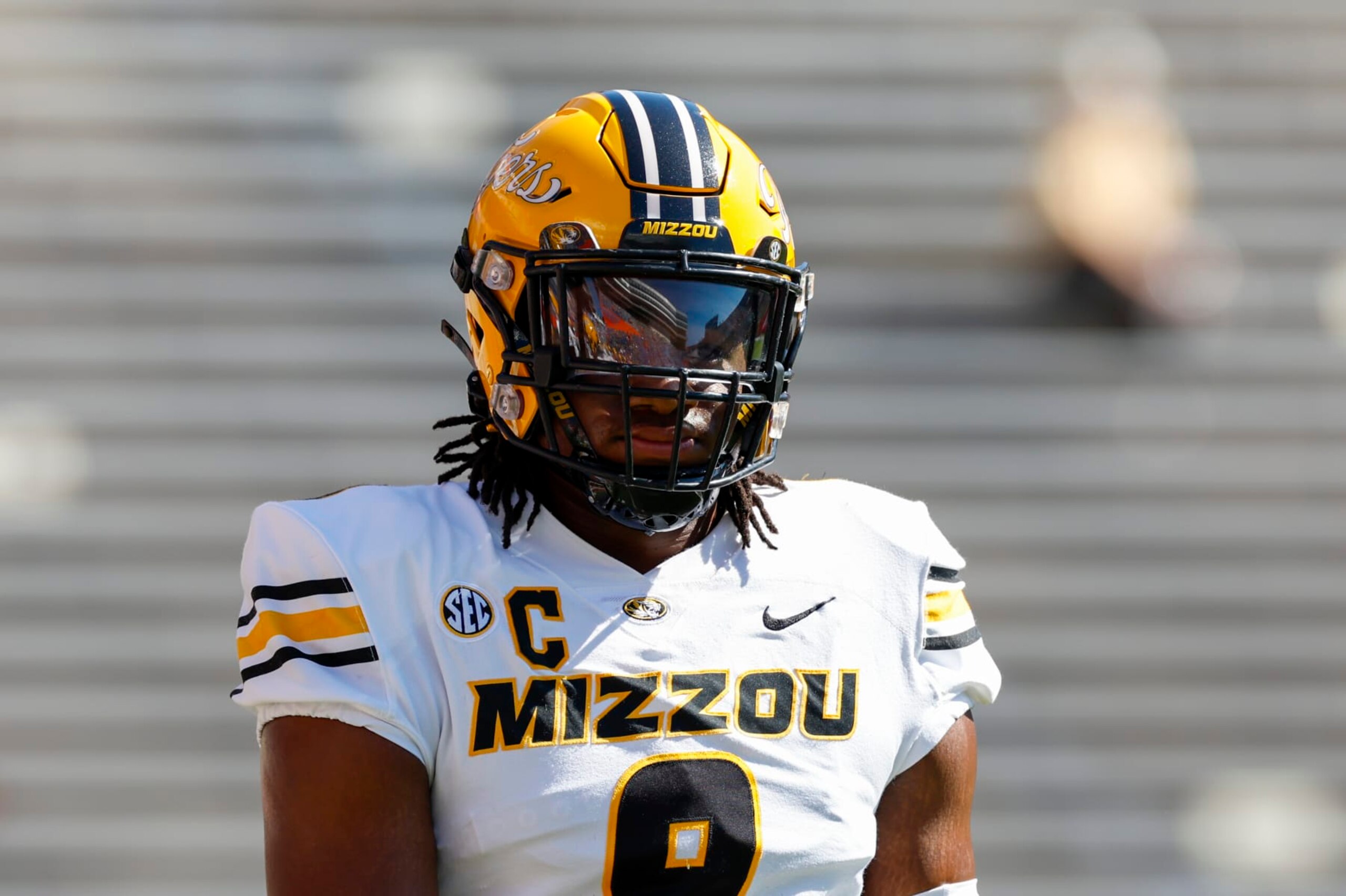 GAINESVILLE, FL - OCTOBER 08: Missouri Tigers defensive lineman Isaiah McGuire (9) during the game between the Missouri Tigers and the Florida Gators on October 8, 2022 at Ben Hill Griffin Stadium at Florida Field in Gainesville, Fl. (Photo by David Rosenblum/Icon Sportswire via Getty Images) GAINESVILLE, FL - OCTOBER 08: Missouri Tigers defensive lineman Isaiah McGuire (9) during the game between the Missouri Tigers and the Florida Gators on October 8, 2022 at Ben Hill Griffin Stadium at Florida Field in Gainesville, Fl. (Photo by David Rosenblum/Icon Sportswire via Getty Images)
