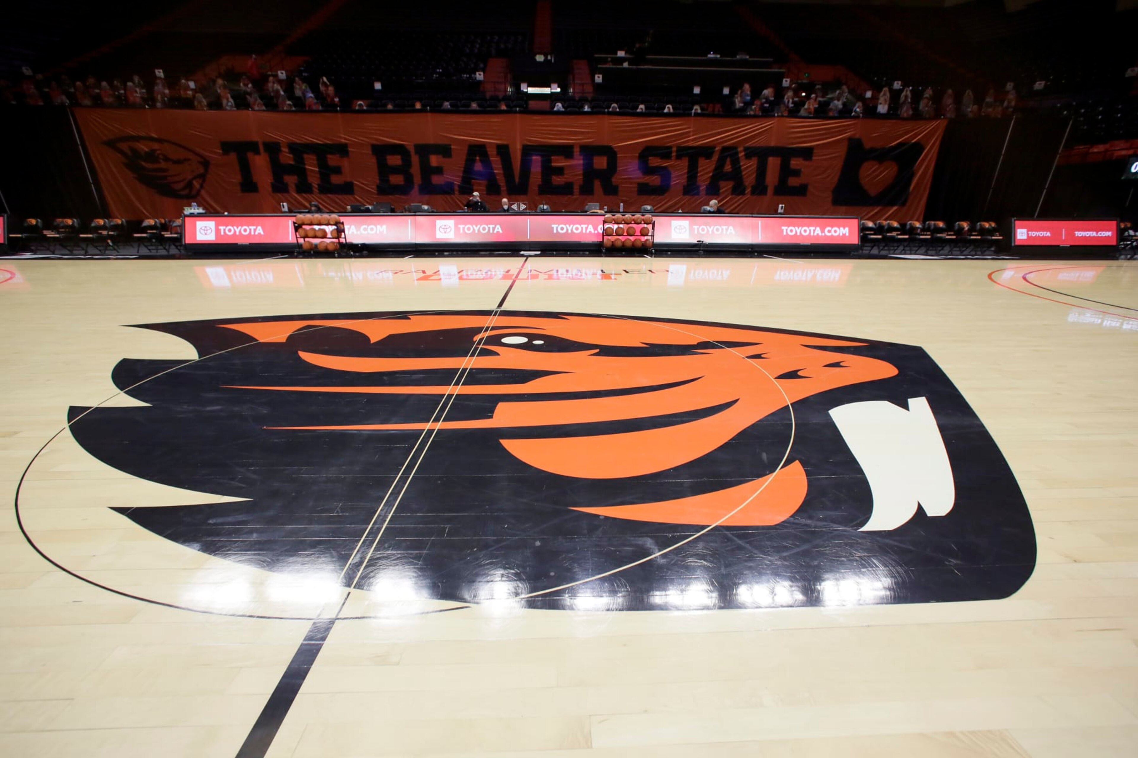 CORVALLIS, OREGON - NOVEMBER 27: A view of the center logo of the floor at Gill Coliseum before a game between the Oregon State Beavers and Northwest Eagles on November 27, 2020 in Corvallis, Oregon. (Photo by Soobum Im/Getty Images) CORVALLIS, OREGON - NOVEMBER 27: A view of the center logo of the floor at Gill Coliseum before a game between the Oregon State Beavers and Northwest Eagles on November 27, 2020 in Corvallis, Oregon. (Photo by Soobum Im/Getty Images)