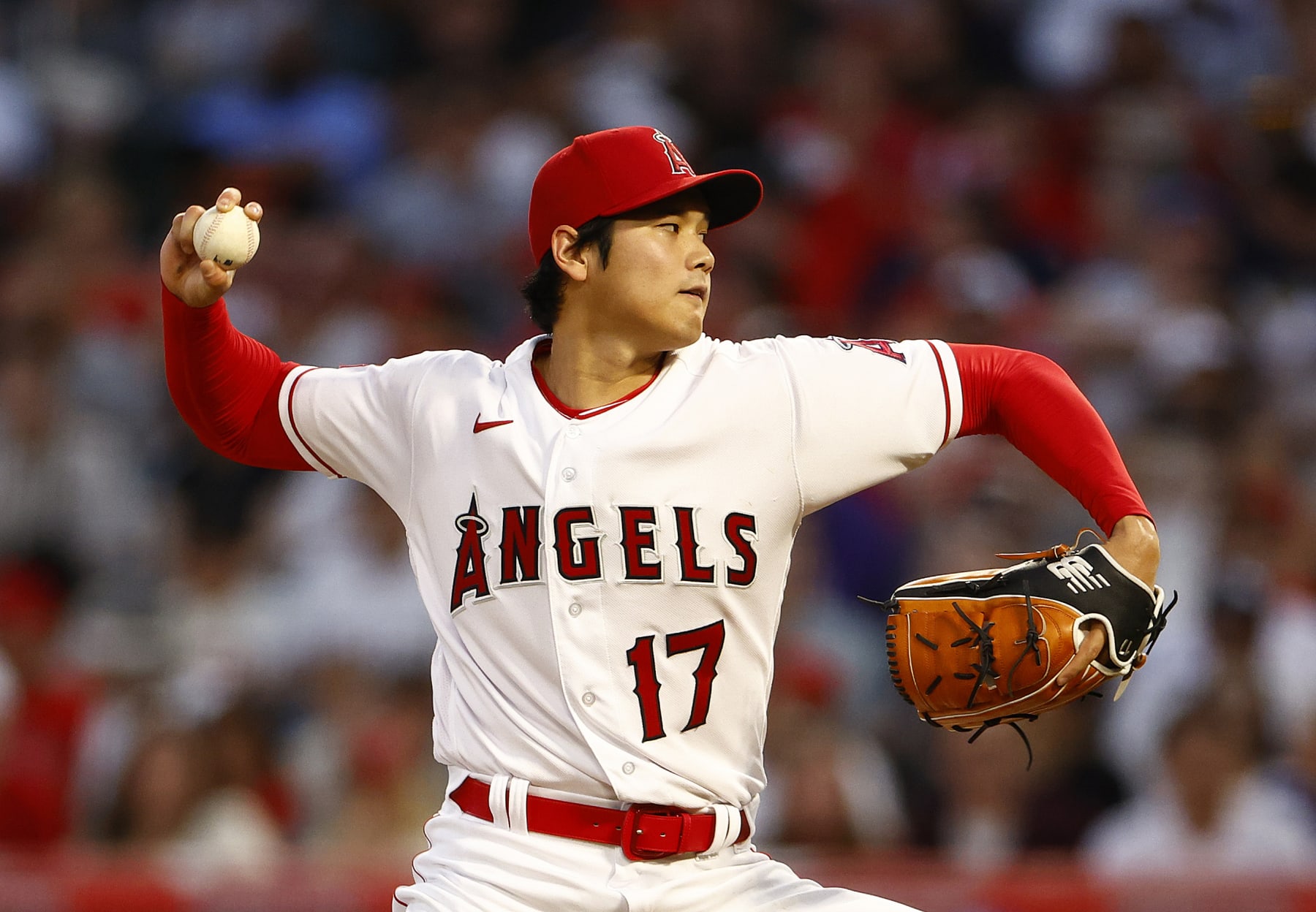 ANAHEIM, CALIFORNIA - APRIL 21:  Shohei Ohtani #17 of the Los Angeles Angels at Angel Stadium of Anaheim on April 21, 2023 in Anaheim, California. (Photo by Ronald Martinez/Getty Images)