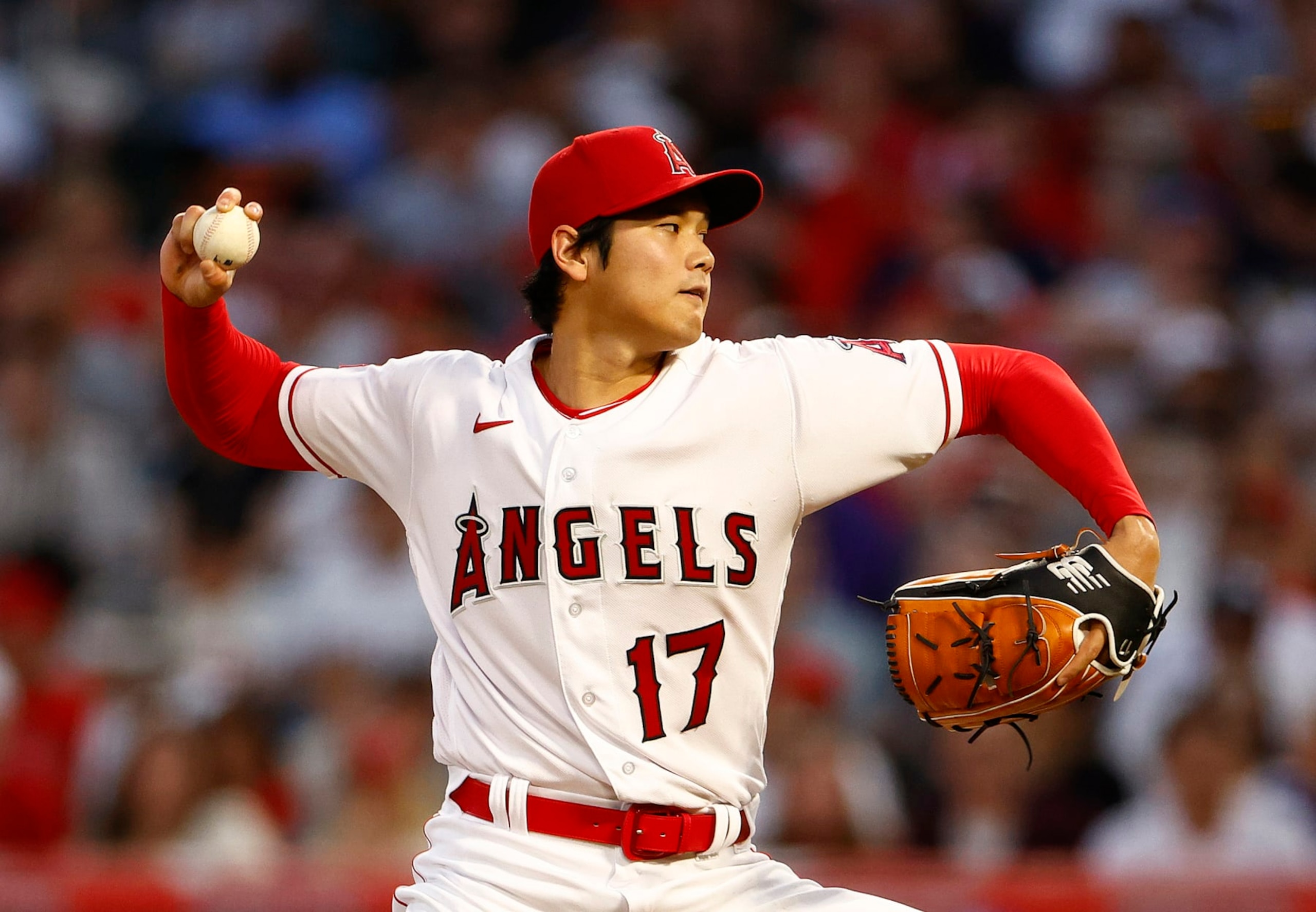 ANAHEIM, CALIFORNIA - APRIL 21:  Shohei Ohtani #17 of the Los Angeles Angels at Angel Stadium of Anaheim on April 21, 2023 in Anaheim, California. (Photo by Ronald Martinez/Getty Images)