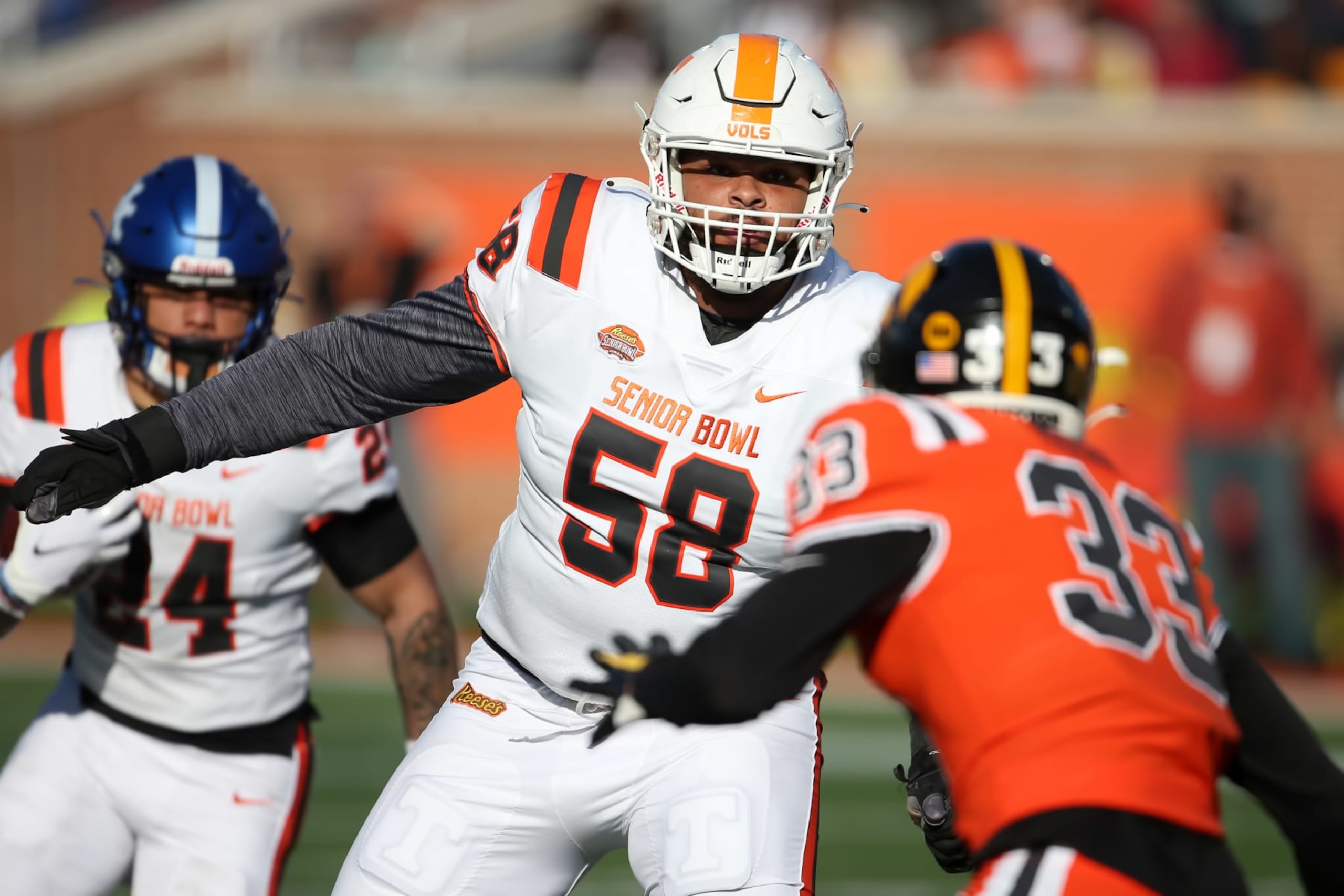 MOBILE, AL - FEBRUARY 04: American offensive lineman Darnell Wright of Tennessee (58) during the Reese's Senior Bowl on February 4, 2023 at Hancock Whitney Stadium in Mobile, Alabama.  (Photo by Michael Wade/Icon Sportswire via Getty Images)