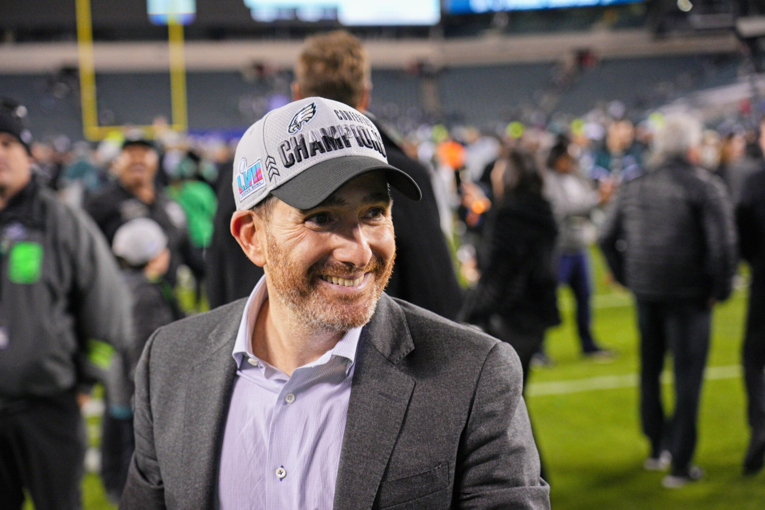 PHILADELPHIA, PA - JANUARY 29: Philadelphia Eagles General Manger Howie Roseman smiles during the Championship game between the San Fransisco 49ers and the Philadelphia Eagles on January 29, 2023. (Photo by Andy Lewis/Icon Sportswire via Getty Images) PHILADELPHIA, PA - JANUARY 29: Philadelphia Eagles General Manger Howie Roseman smiles during the Championship game between the San Fransisco 49ers and the Philadelphia Eagles on January 29, 2023. (Photo by Andy Lewis/Icon Sportswire via Getty Images)