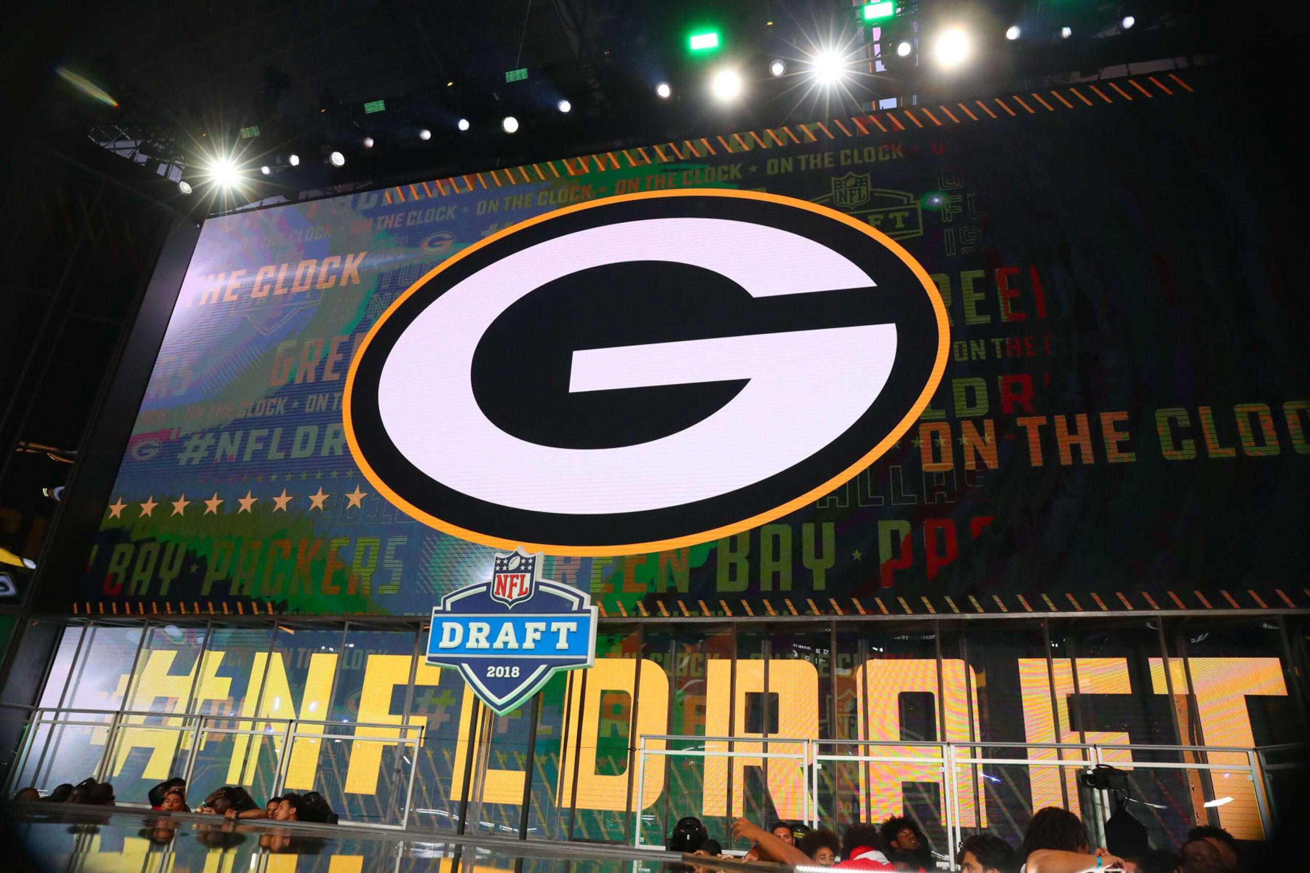 ARLINGTON, TX - APRIL 26: The Green Bay Packers logo on the video board during the first round at the 2018 NFL Draft at AT&T Stadium on April 26, 2018 at AT&T Stadium in Arlington Texas. (Photo by Rich Graessle/Icon Sportswire via Getty Images) ARLINGTON, TX - APRIL 26: The Green Bay Packers logo on the video board during the first round at the 2018 NFL Draft at AT&T Stadium on April 26, 2018 at AT&T Stadium in Arlington Texas. (Photo by Rich Graessle/Icon Sportswire via Getty Images)