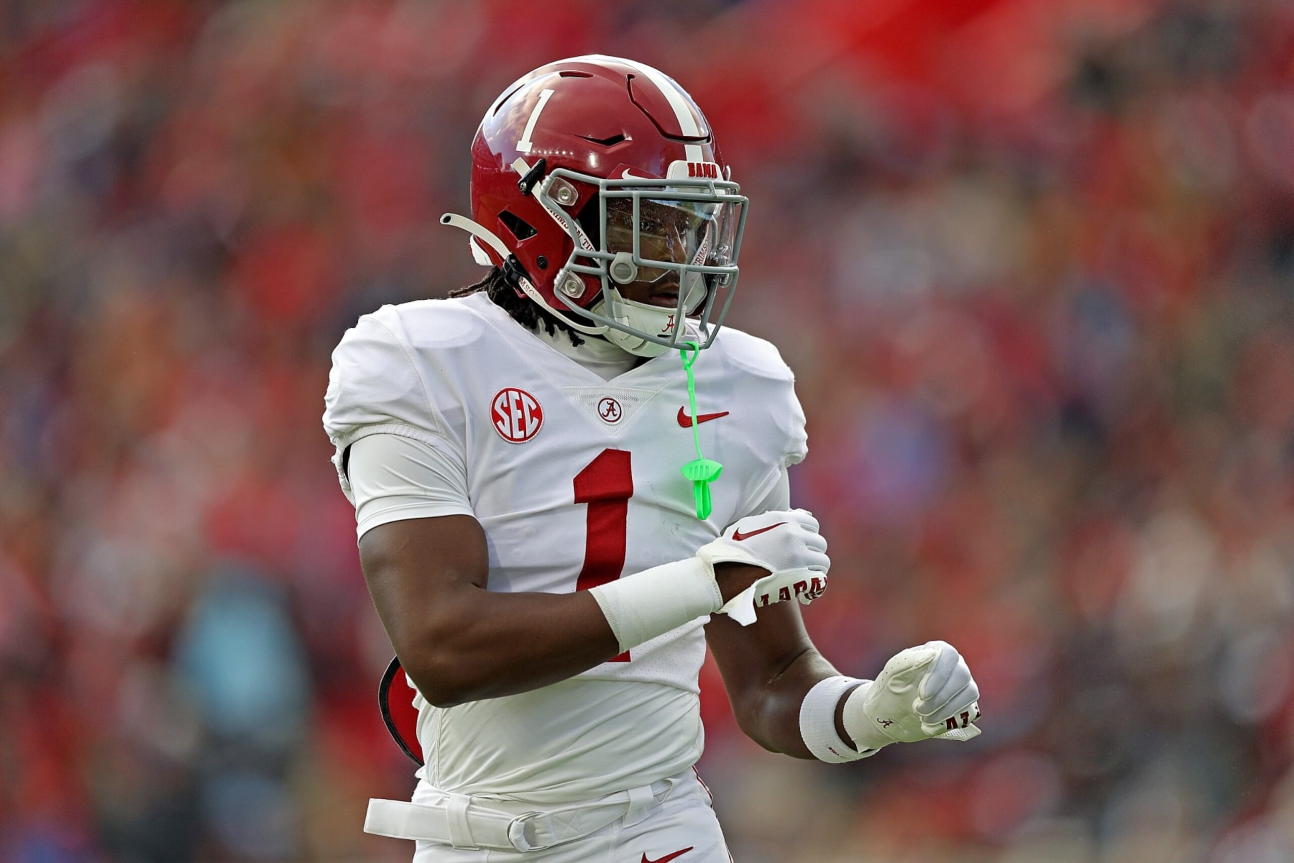 OXFORD, MISSISSIPPI - NOVEMBER 12: Jahmyr Gibbs #1 of the Alabama Crimson Tide during the game against the Mississippi Rebels at Vaught-Hemingway Stadium on November 12, 2022 in Oxford, Mississippi. (Photo by Justin Ford/Getty Images)