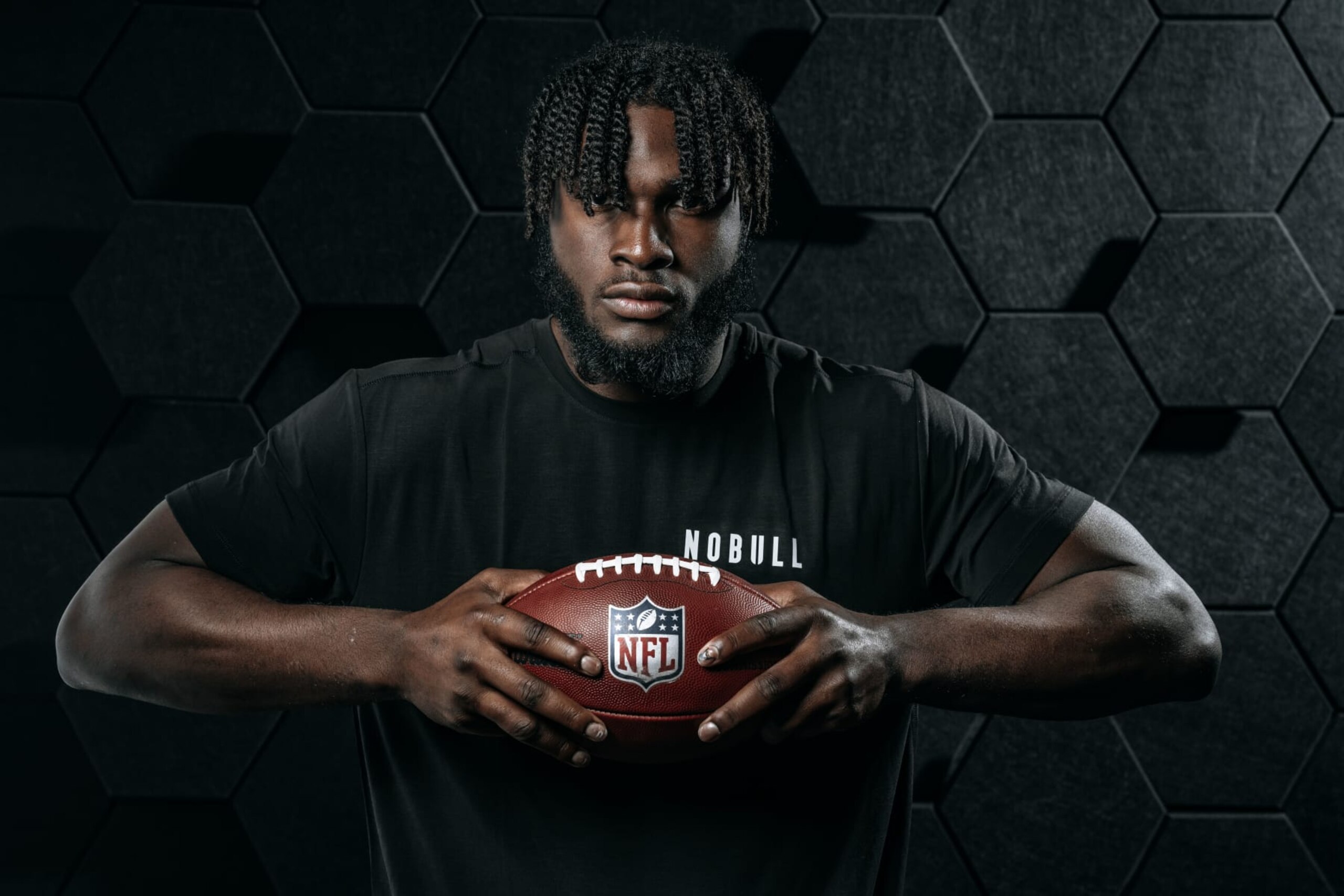 INDIANAPOLIS, IN - MARCH 03: Will Anderson Jr. of Alabama poses for a portrait during the NFL Scouting Combine at Lucas Oil Stadium on March 3, 2023 in Indianapolis, Indiana. (Photo by Todd Rosenberg/Getty Images)