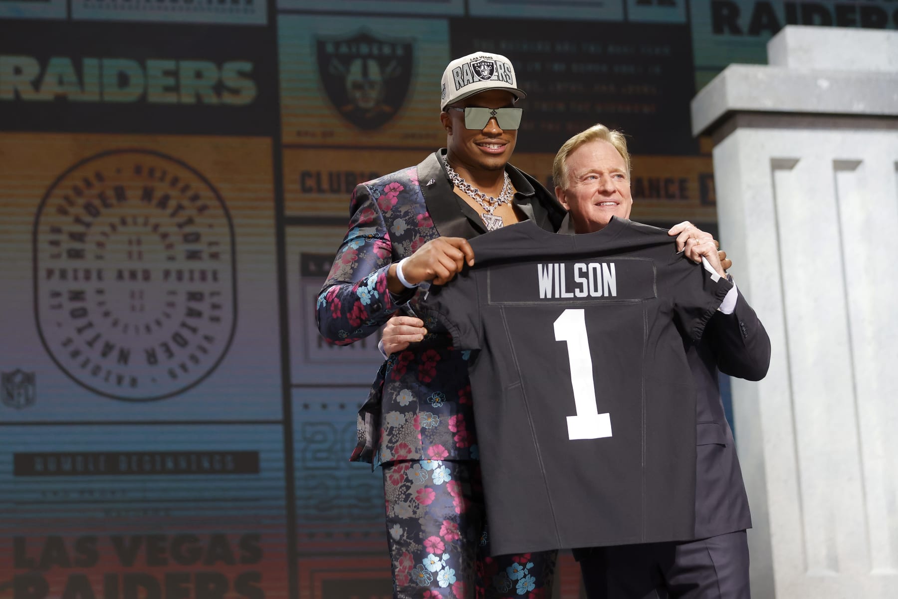 KANSAS CITY, MISSOURI - APRIL 27: (L-R) Tyree Wilson poses with NFL Commissioner Roger Goodell after being selected seventh overall by the Las Vegas Raiders during the first round of the 2023 NFL Draft at Union Station on April 27, 2023 in Kansas City, Missouri. (Photo by David Eulitt/Getty Images)