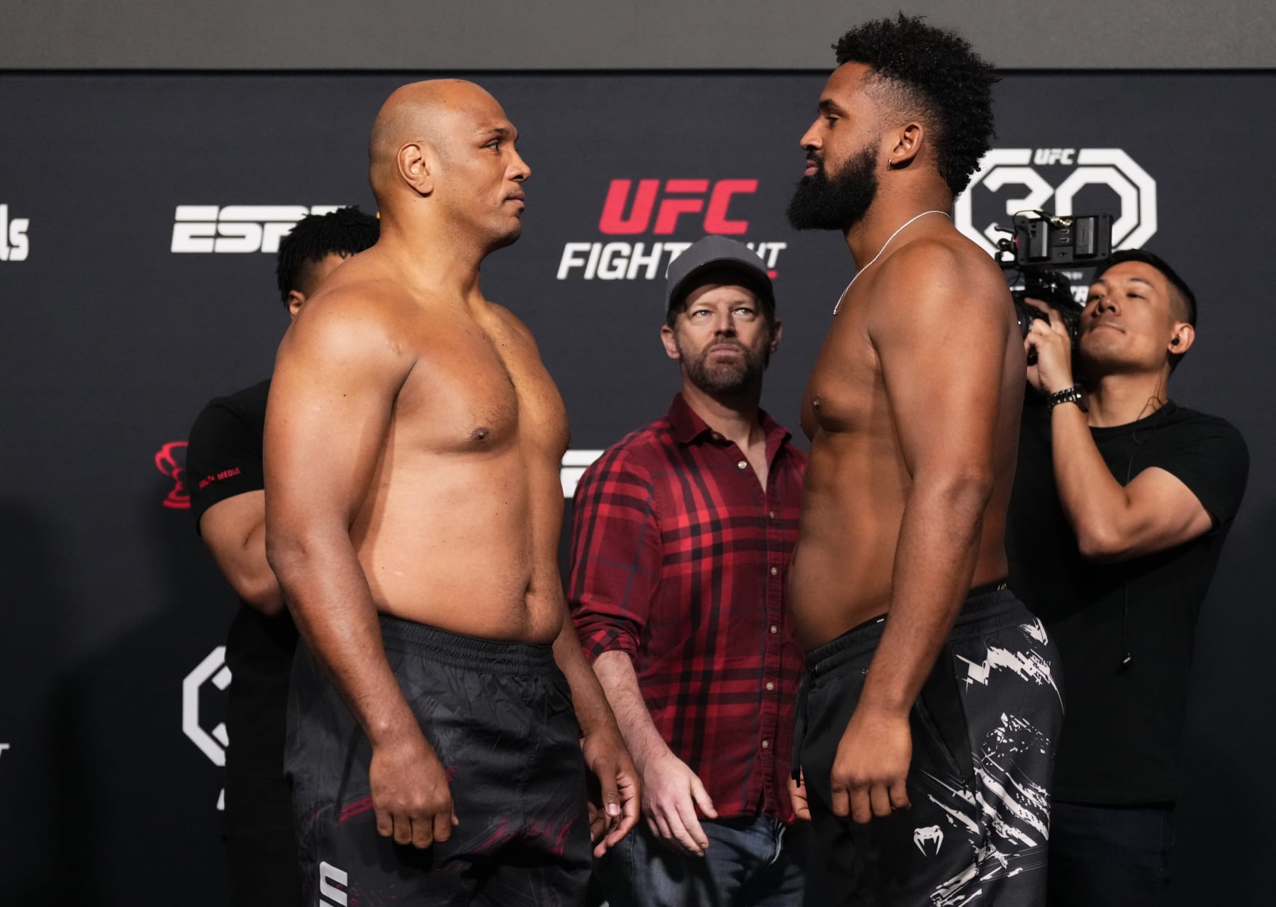 Marcos Rogerio de Lima will fight Waldo Cortes-Acosta on the main card