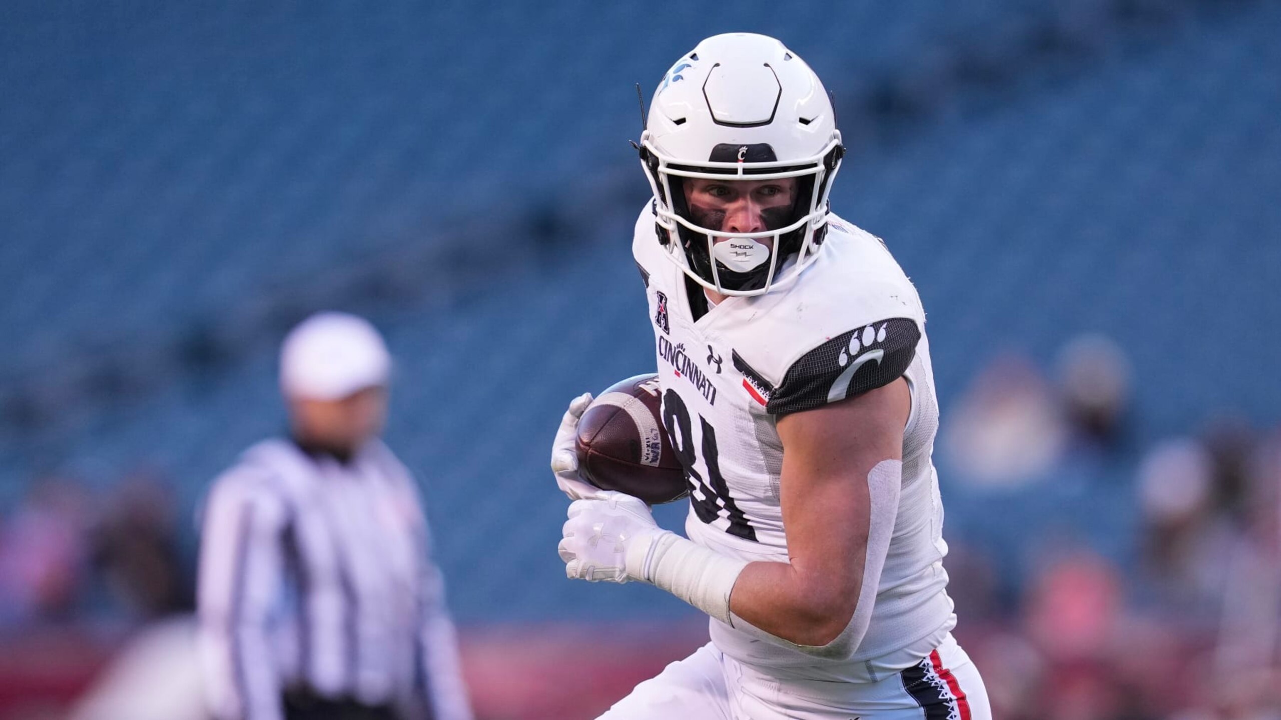 Cincinnati TE Josh Whyle Cincinnati TE Josh Whyle