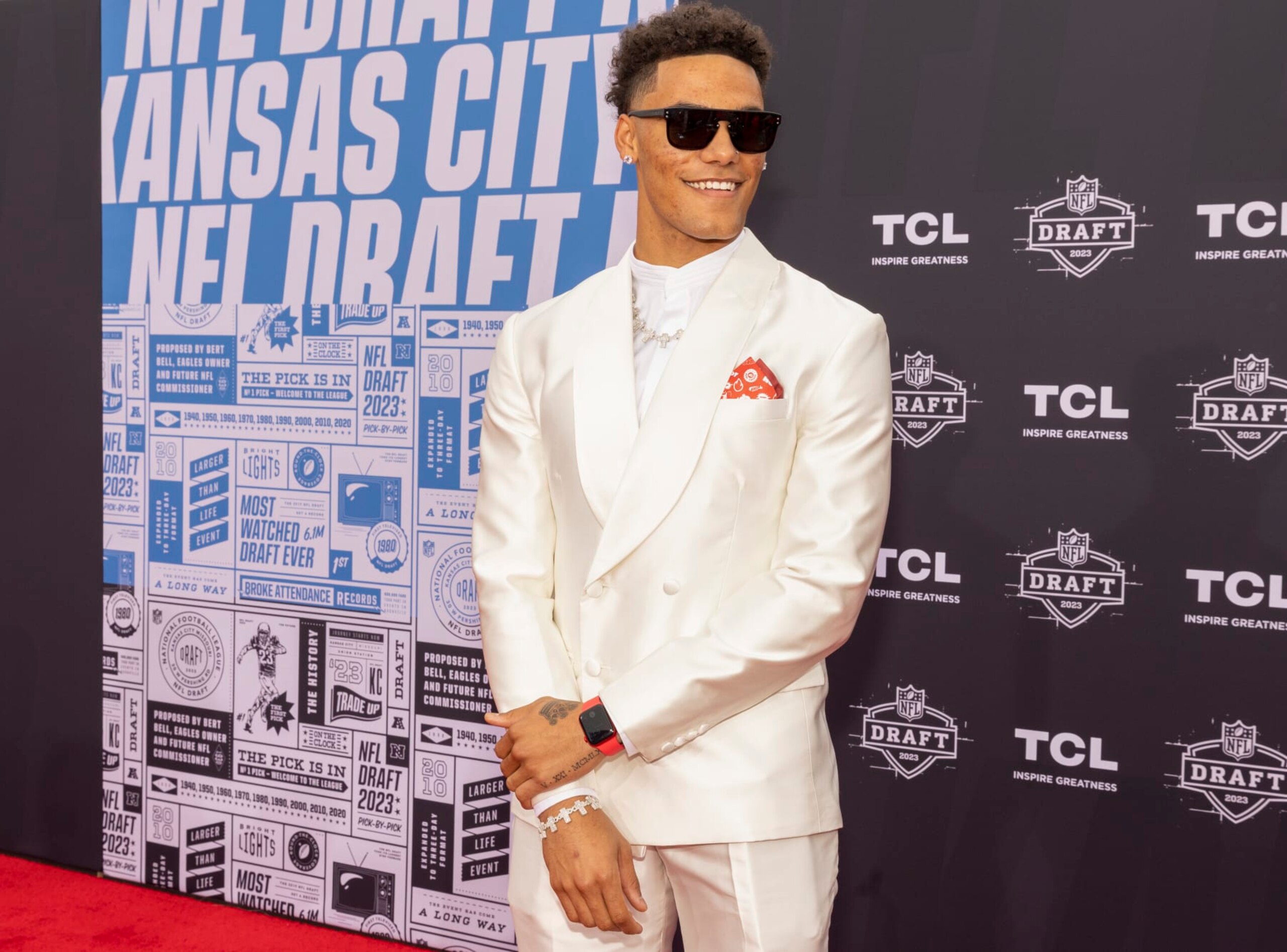 CB Christian Gonzalez