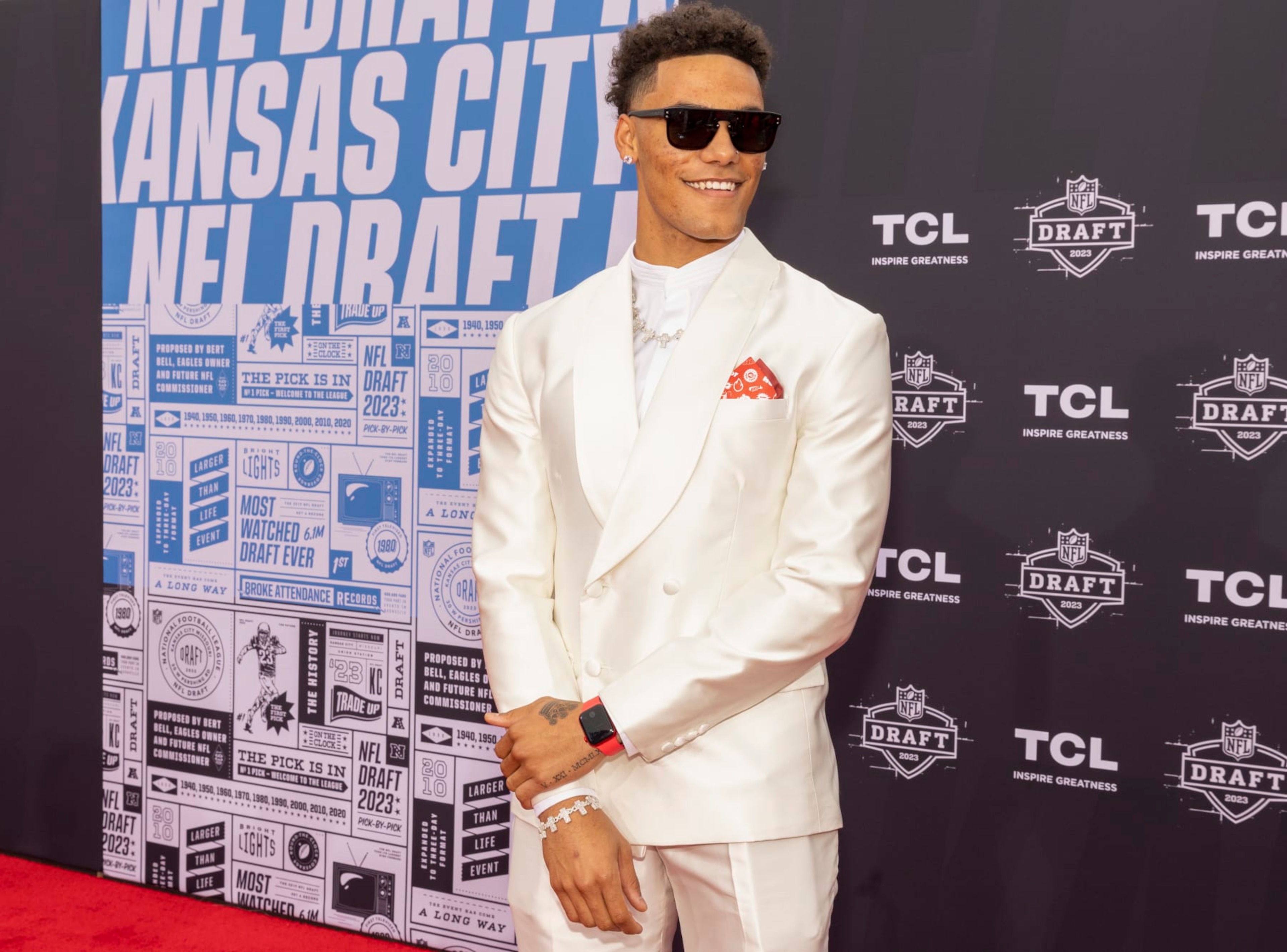 CB Christian Gonzalez