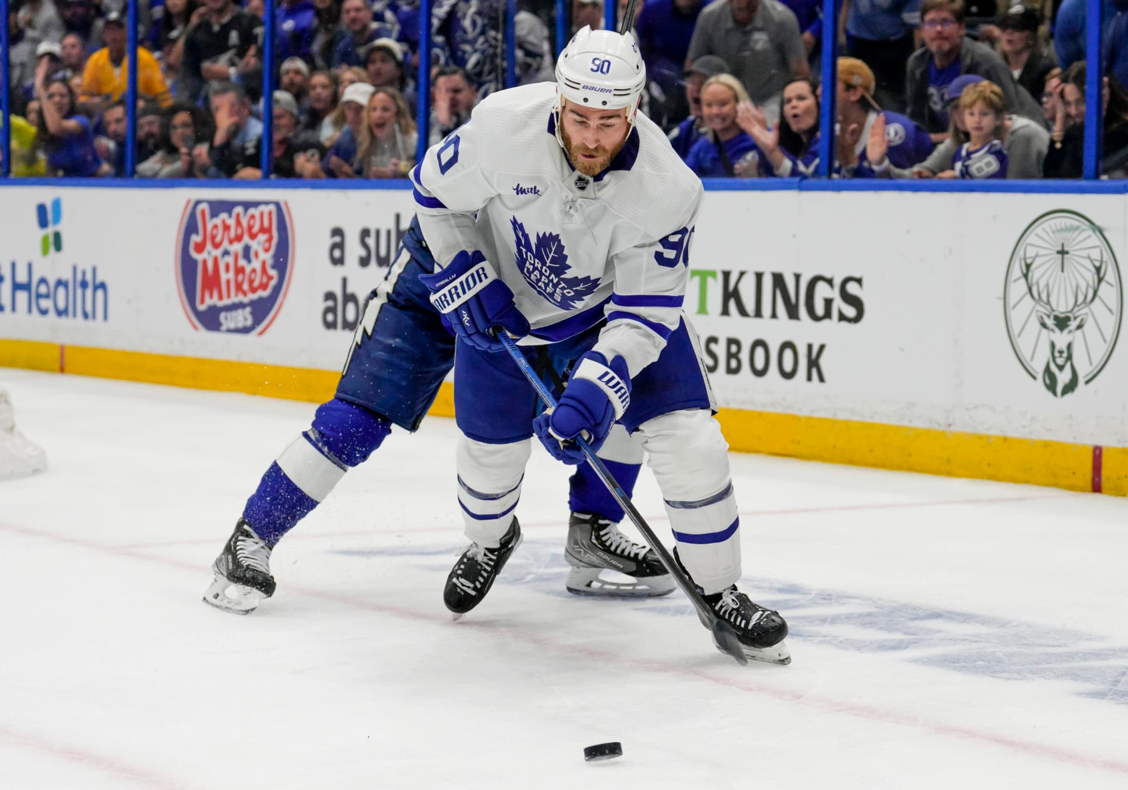 TAMPA, FL - APRIL 29: Toronto Maple Leafs center Ryan O'Reilly (90) defends. Against Tampa Bay Lightning left wing Alex Killorn (17) during Game Six of the First Round of the 2023 Stanley Cup Playoffs between the Tampa Bay Lightning and Toronto Maple Leafs on April 29th 2023 at Amalie Arena in Tampa, FL. (Photo by Andrew Bershaw/Icon Sportswire via Getty Images)