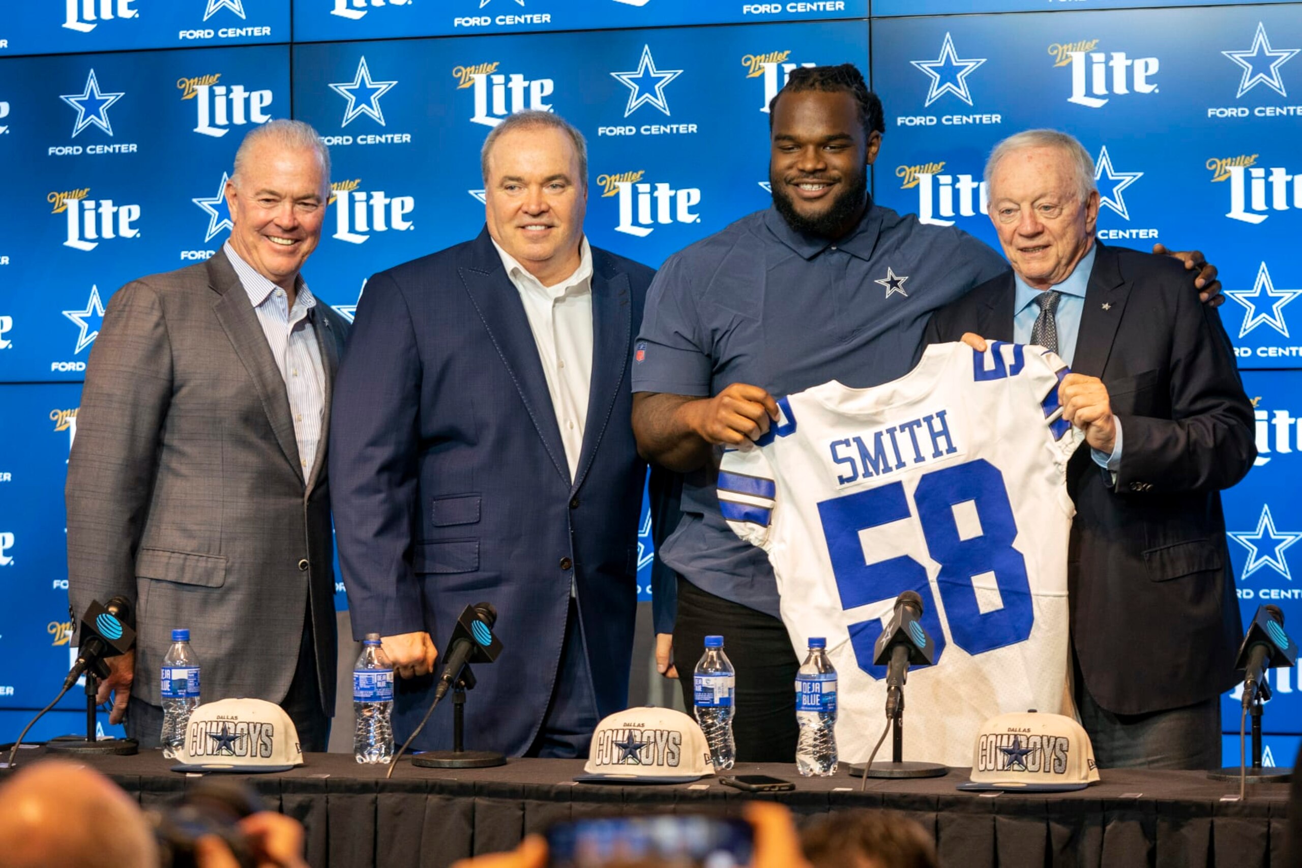 Cowboys CEO Stephen Jones, head coach Mike McCarthy and owner Jerry Jones with new DT Mazi Smith