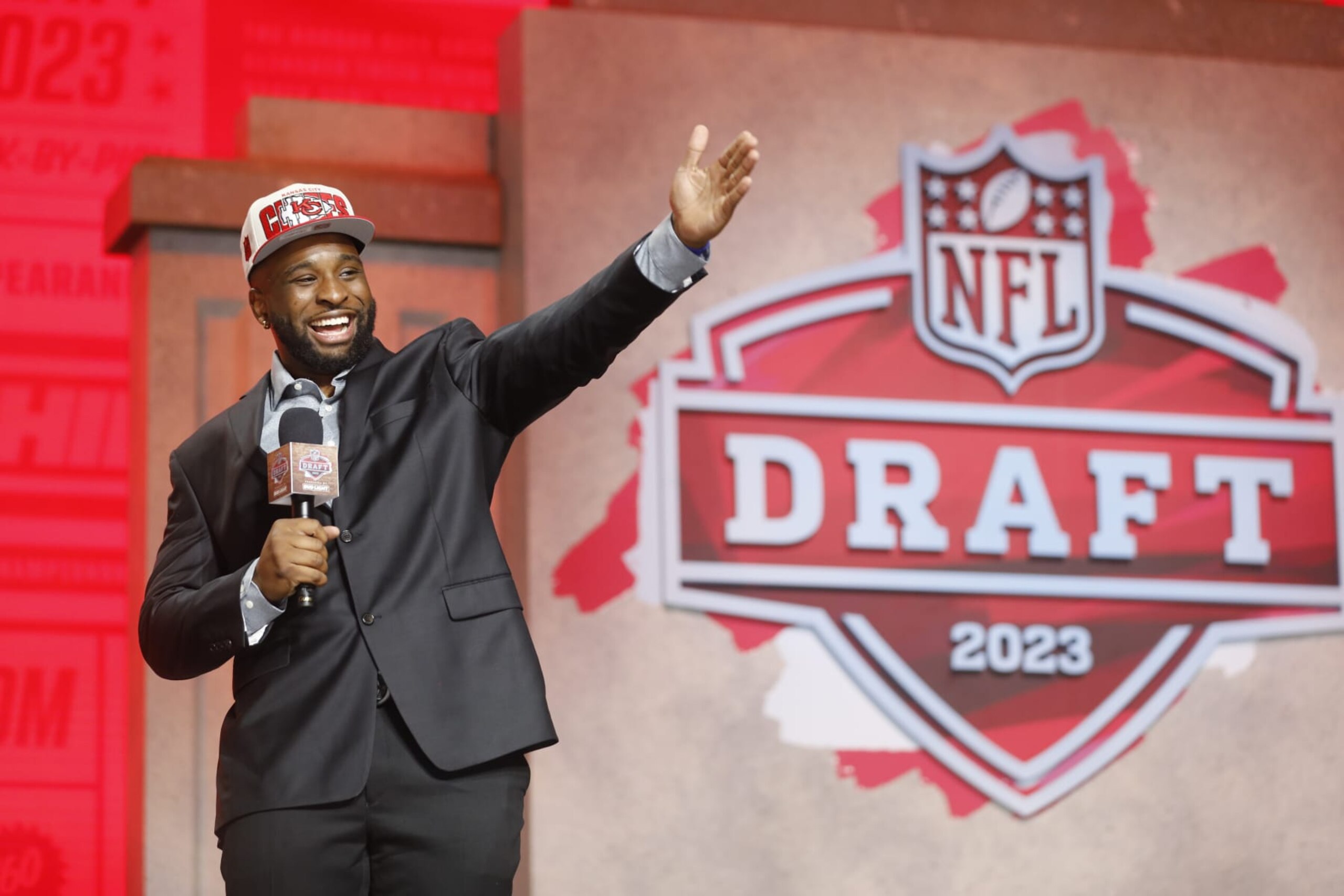 KANSAS CITY, MO - APRIL 28: Kansas City Chiefs first round draft pick Felix Anudike-Uzomah addresses the crowd during the second day of the 2023 NFL Draft at Union Station on April 28, 2023 in Kansas City, Missouri. (Photo by David Eulitt/Getty Images)