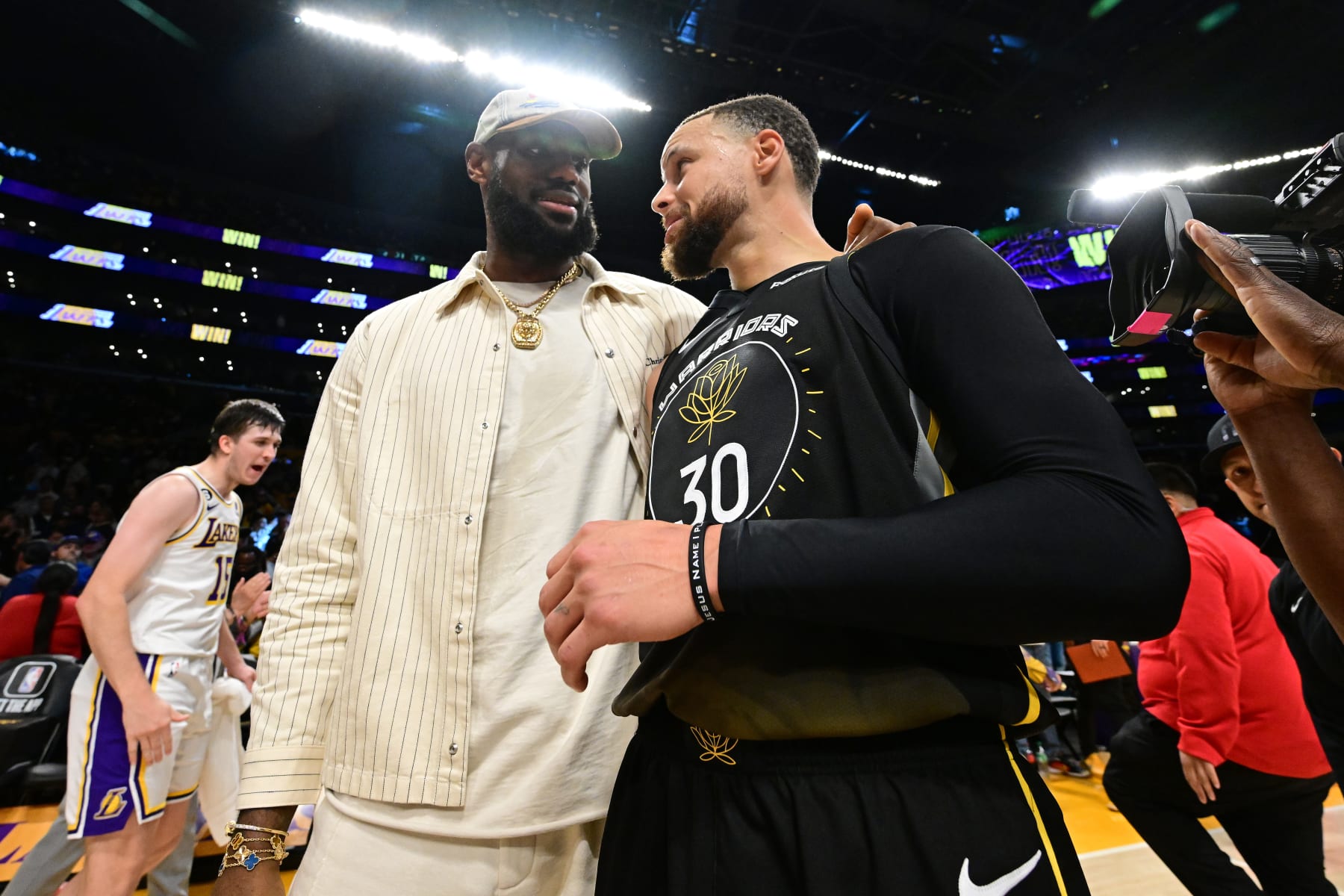 LOS ANGELES, CA - MARCH 5: LeBron James #6 of the Los Angeles Lakers and Stephen Curry #30 of the Golden State Warriors talk after the game on March 5, 2023 at Crypto.Com Arena in Los Angeles, California. NOTE TO USER: User expressly acknowledges and agrees that, by downloading and/or using this Photograph, user is consenting to the terms and conditions of the Getty Images License Agreement. Mandatory Copyright Notice: Copyright 2023 NBAE (Photo by Adam Pantozzi/NBAE via Getty Images)