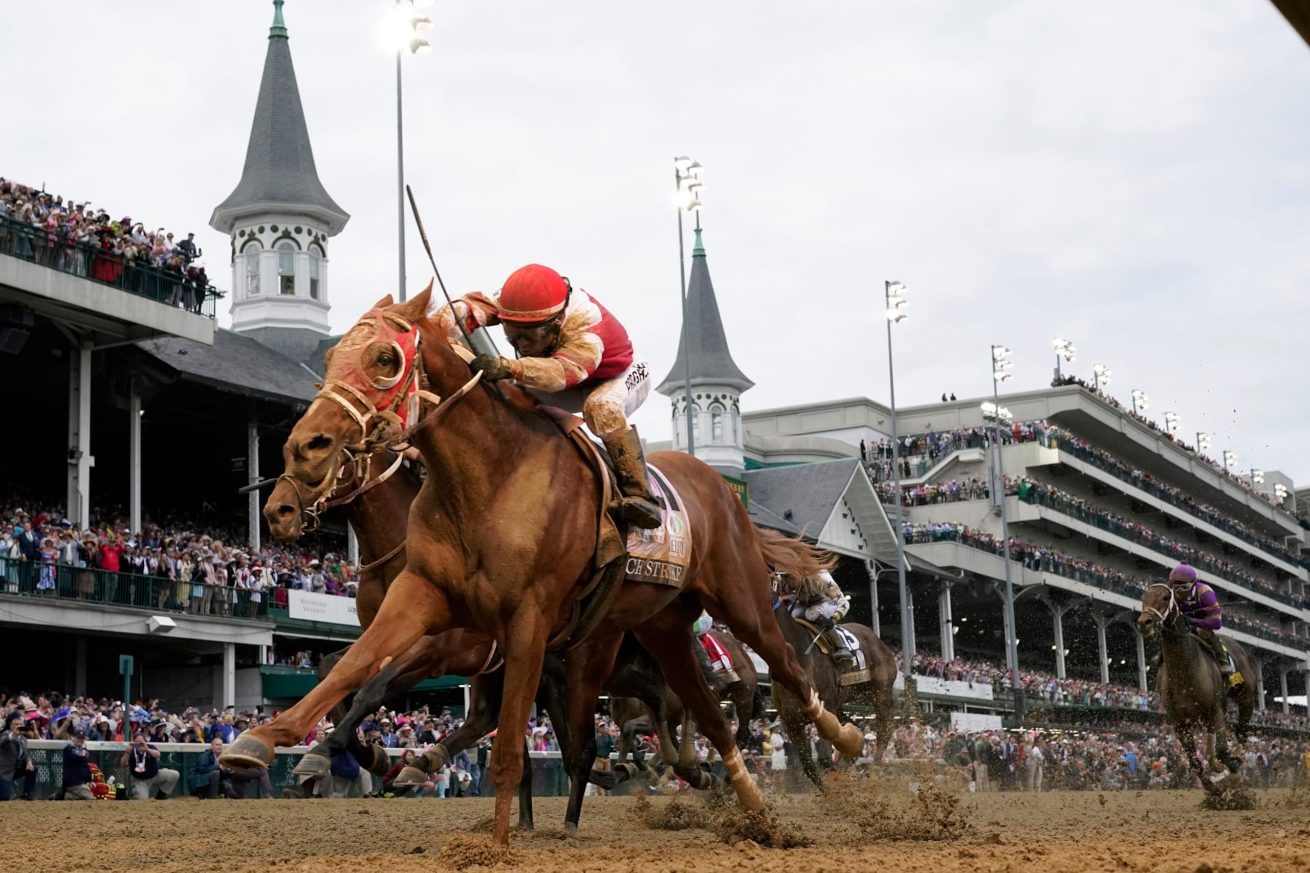 Rich Strike and Sonny Leon at the 2022 Kentucky Derby