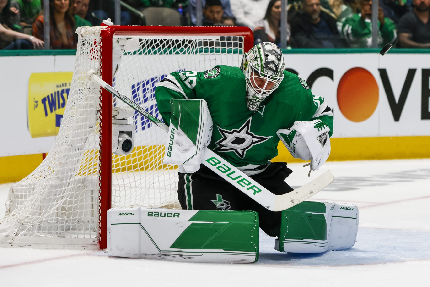 DALLAS, TX - MAY 02: Dallas Stars goaltender Jake Oettinger (29) blocks a shot during the game between the Dallas Stars and the Seattle Kraken on May 2, 2023 at American Airlines Center in Dallas, Texas. (Photo by Matthew Pearce/Icon Sportswire via Getty Images)