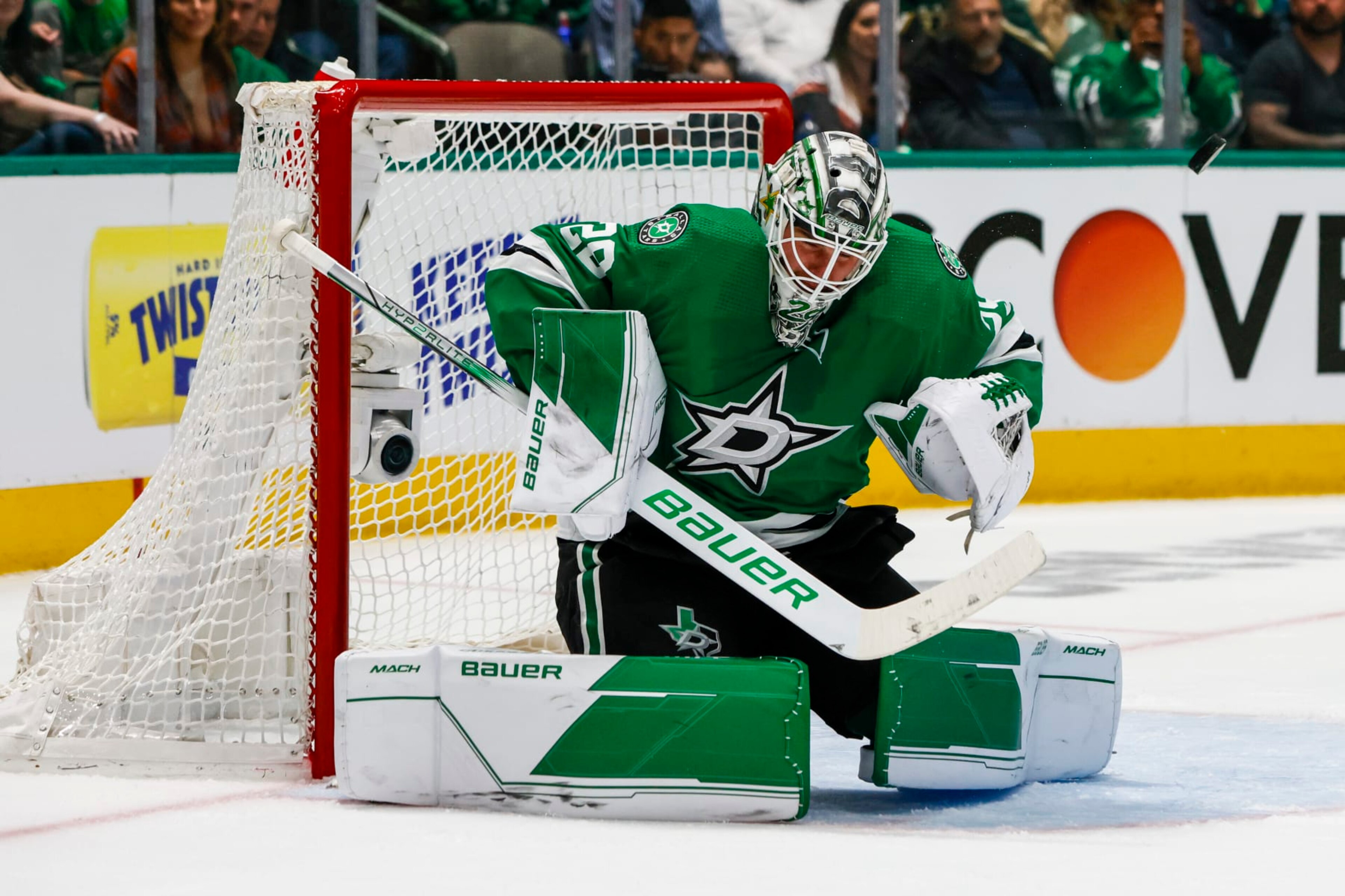 DALLAS, TX - MAY 02: Dallas Stars goaltender Jake Oettinger (29) blocks a shot during the game between the Dallas Stars and the Seattle Kraken on May 2, 2023 at American Airlines Center in Dallas, Texas. (Photo by Matthew Pearce/Icon Sportswire via Getty Images) DALLAS, TX - MAY 02: Dallas Stars goaltender Jake Oettinger (29) blocks a shot during the game between the Dallas Stars and the Seattle Kraken on May 2, 2023 at American Airlines Center in Dallas, Texas. (Photo by Matthew Pearce/Icon Sportswire via Getty Images)