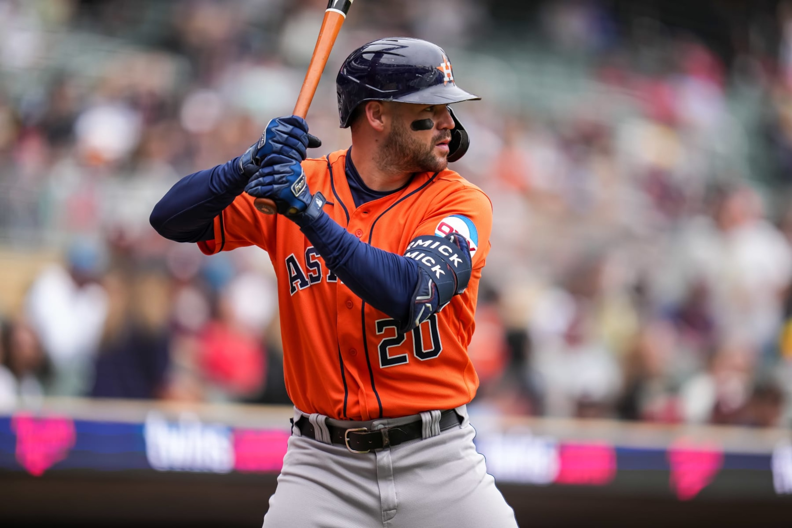 MINNEAPOLIS, MN - APRIL 09: Chas McCormick #20 of the Houston Astros bats against the Minnesota Twins on April 9, 2023 at Target Field in Minneapolis, Minnesota. (Photo by Brace Hemmelgarn/Minnesota Twins/Getty Images) MINNEAPOLIS, MN - APRIL 09: Chas McCormick #20 of the Houston Astros bats against the Minnesota Twins on April 9, 2023 at Target Field in Minneapolis, Minnesota. (Photo by Brace Hemmelgarn/Minnesota Twins/Getty Images)