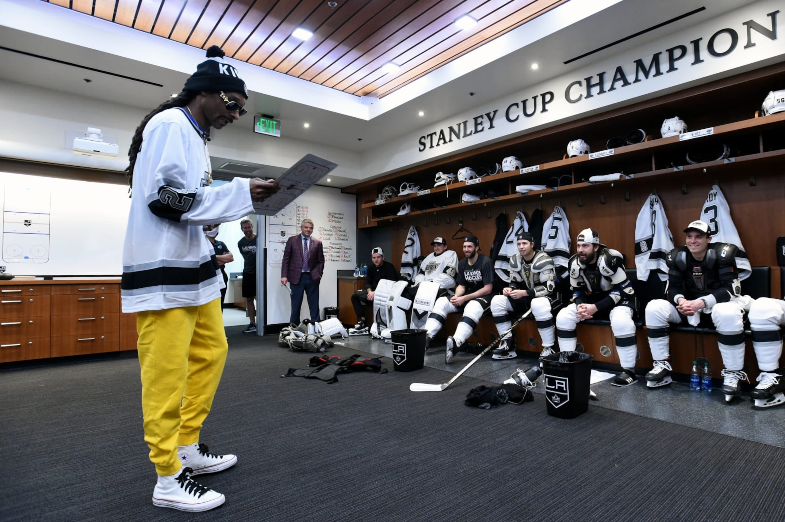 LOS ANGELES, CA - FEBRUARY 22: Snoop Dogg announces the starting lineup for the Los Angeles Kings in their lockerroom before the game against the Colorado Avalanche at STAPLES Center on February 22, 2020 in Los Angeles, California. (Photo by Juan Ocampo/NHLI via Getty Images)