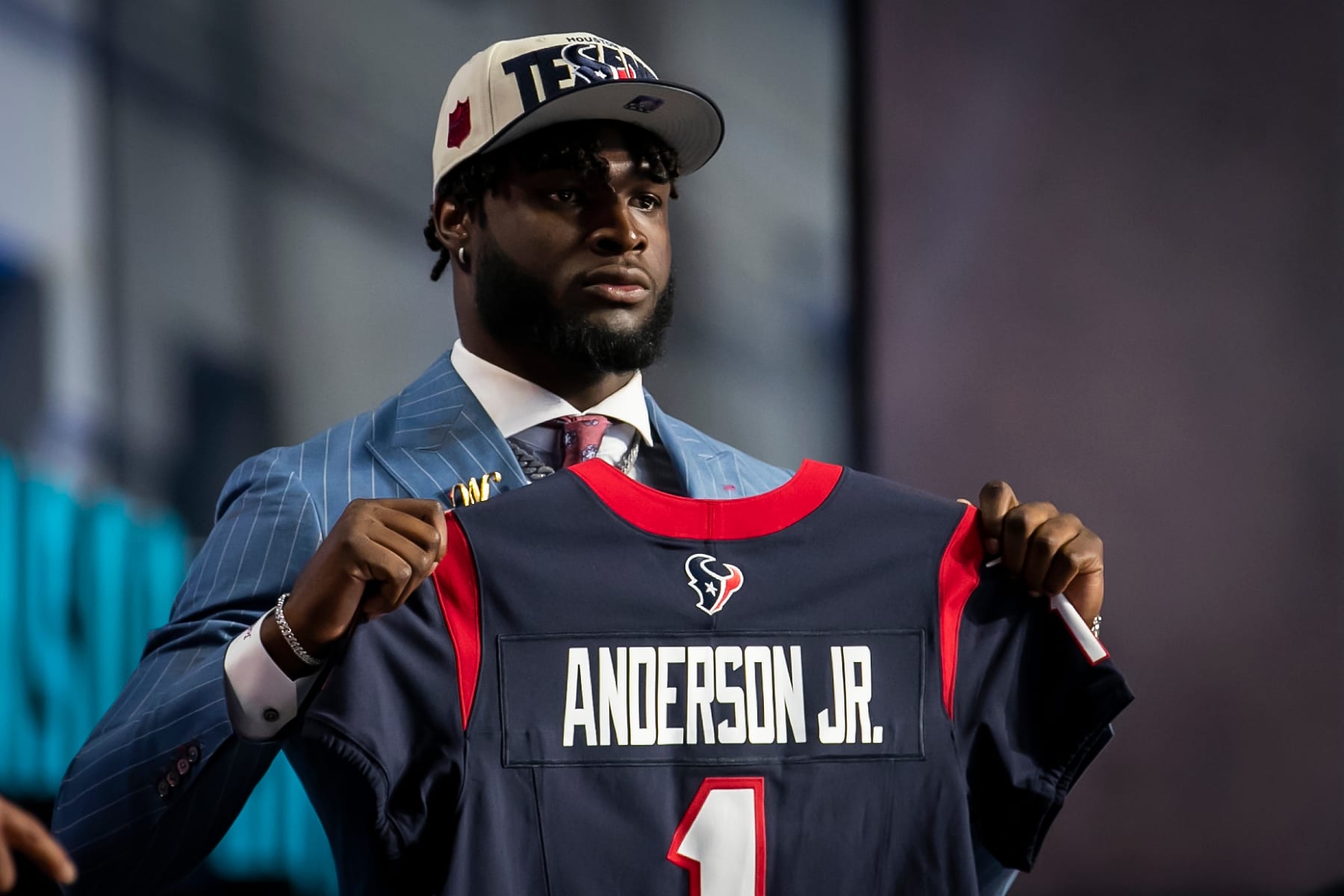 Texans edge Will Anderson Jr. 