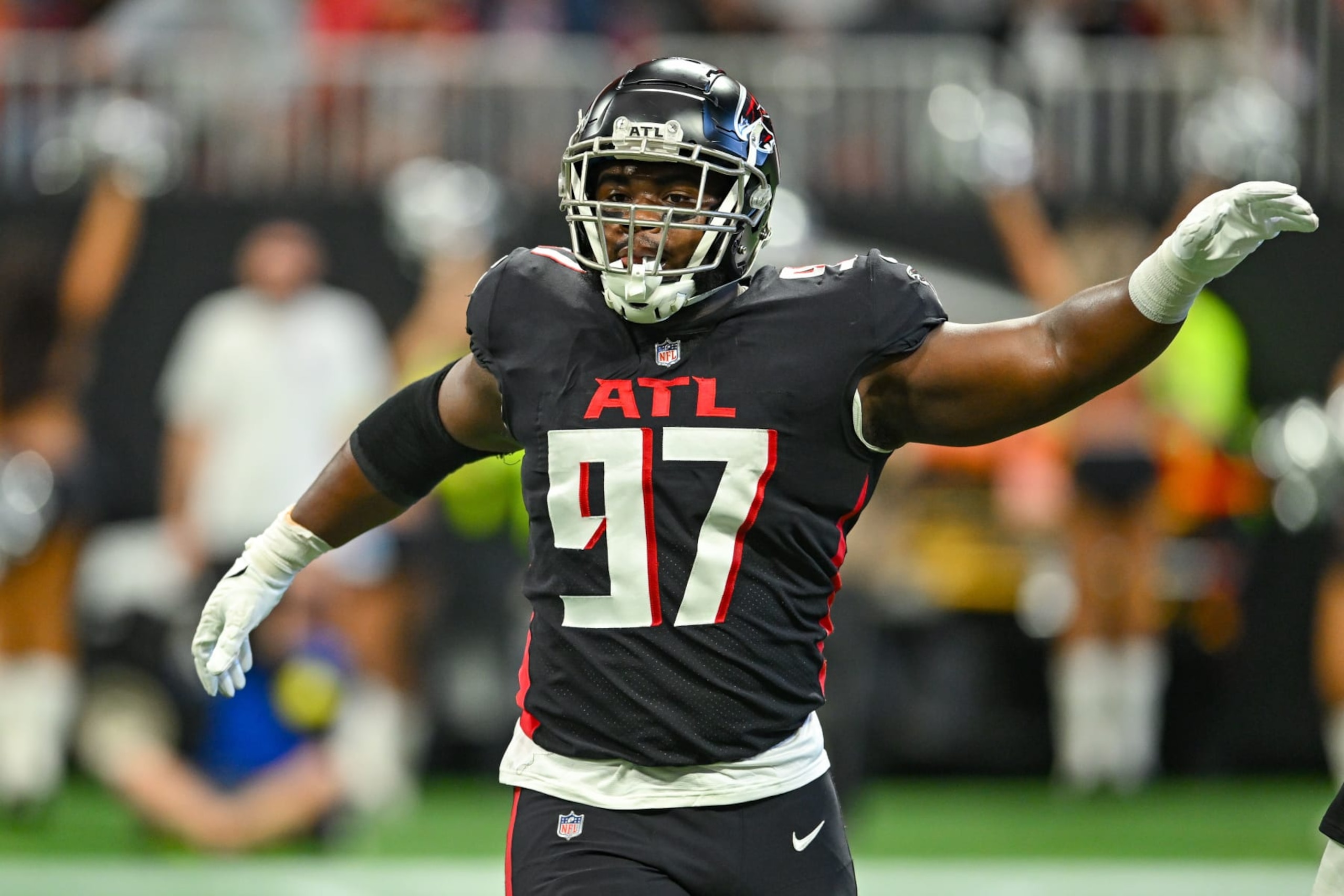 Falcons DT Grady Jarrett Falcons DT Grady Jarrett
