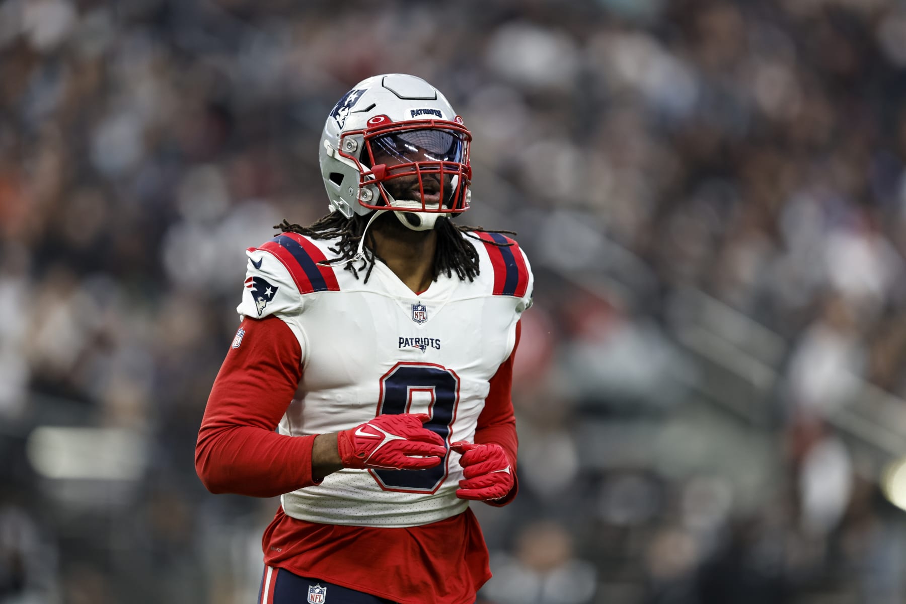 Patriots edge Matt Judon