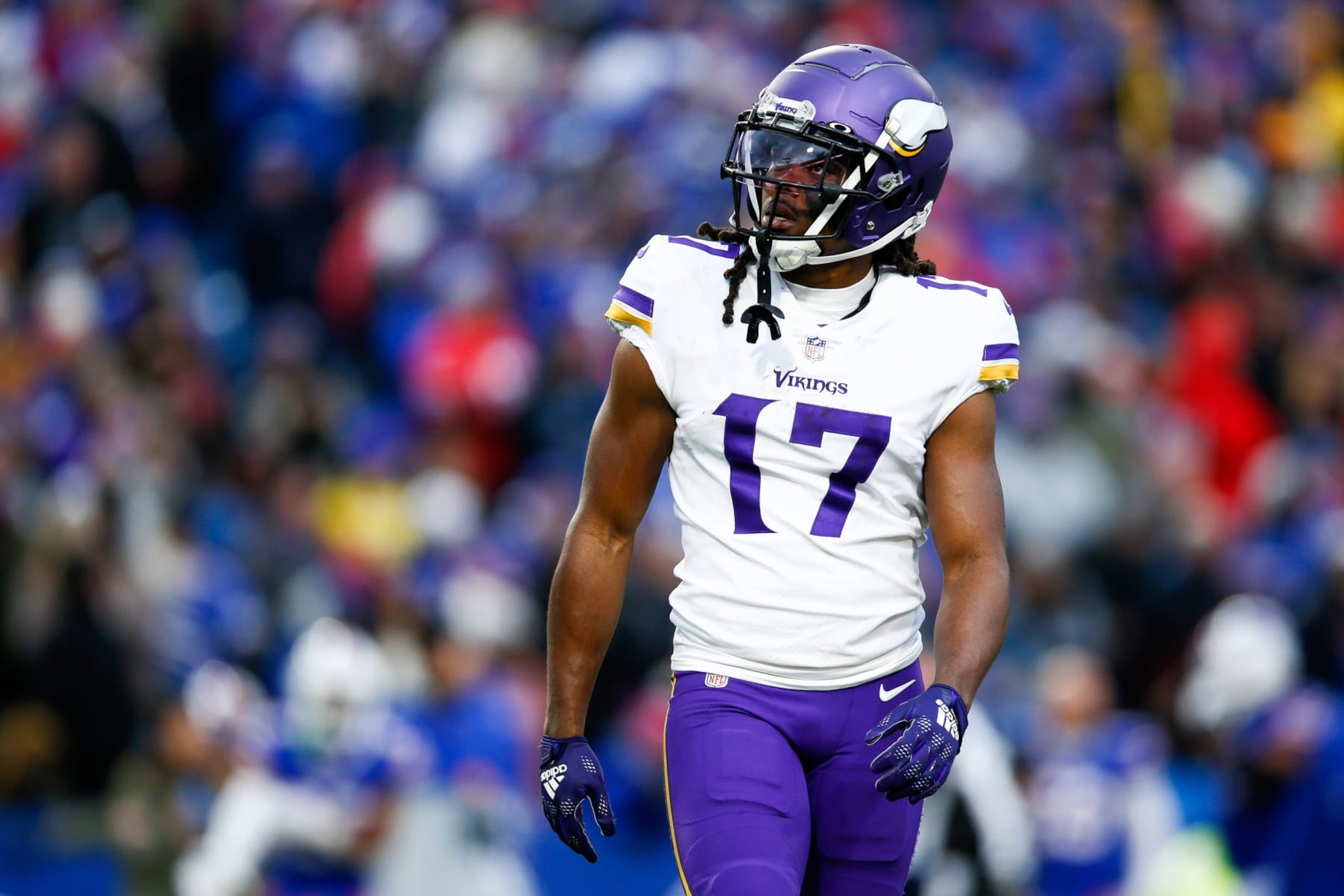 ORCHARD PARK, NY - NOVEMBER 13: K.J. Osborn #17 of the Minnesota Vikings walks on the field against the Buffalo Bills at Highmark Stadium on November 13, 2022 in Orchard Park, New York. (Photo by Isaiah Vazquez/Getty Images) ORCHARD PARK, NY - NOVEMBER 13: K.J. Osborn #17 of the Minnesota Vikings walks on the field against the Buffalo Bills at Highmark Stadium on November 13, 2022 in Orchard Park, New York. (Photo by Isaiah Vazquez/Getty Images)